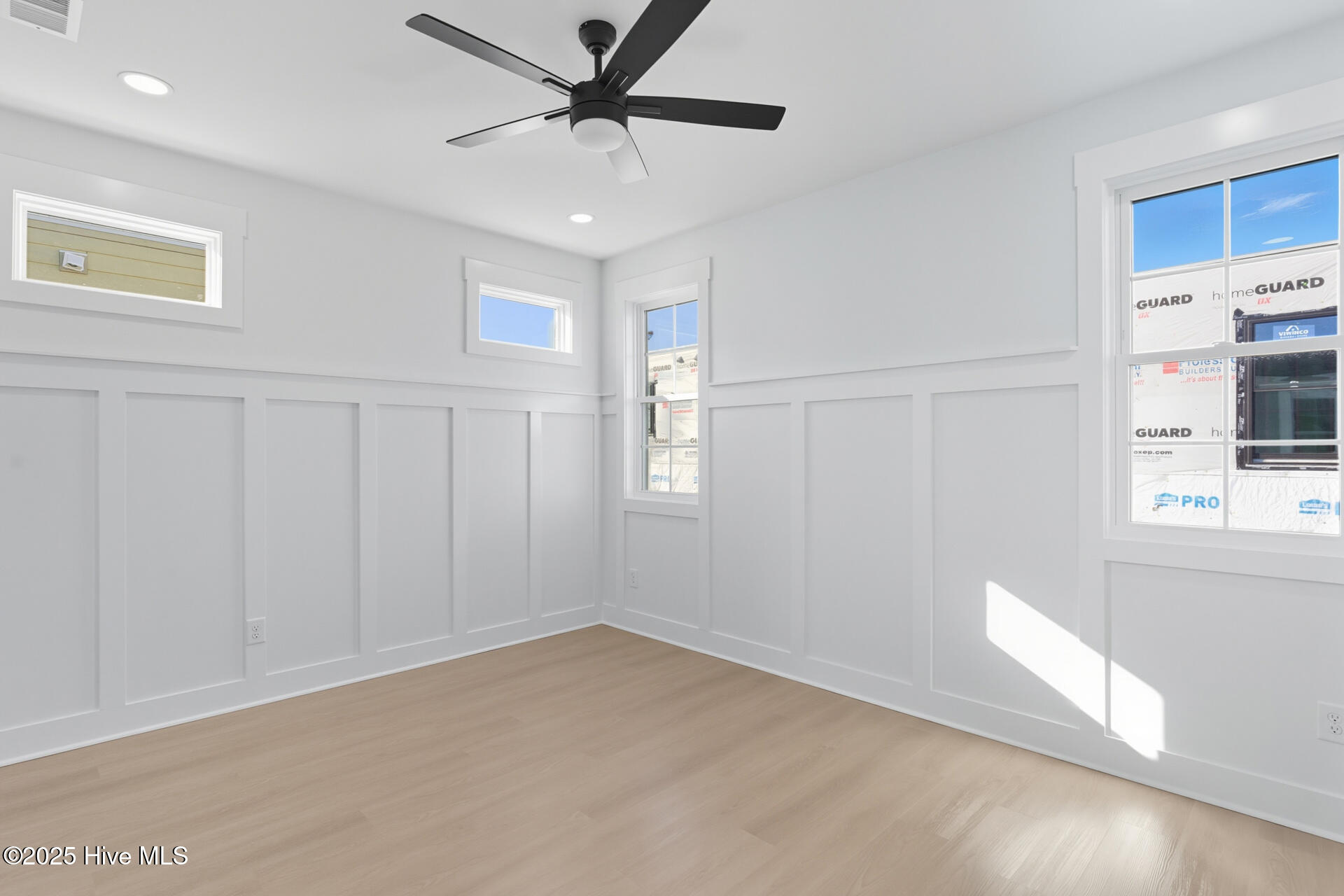 100534811 | Photo 29