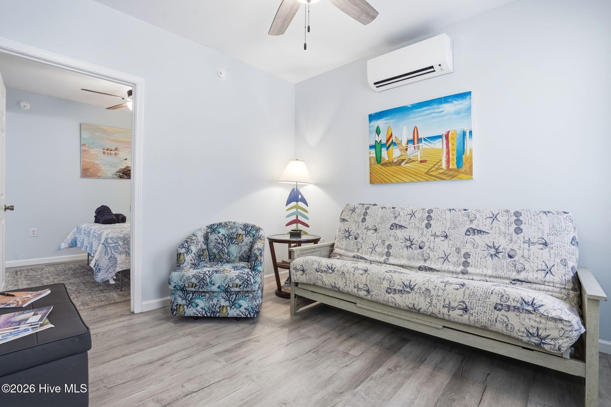 100555111 | Photo 20