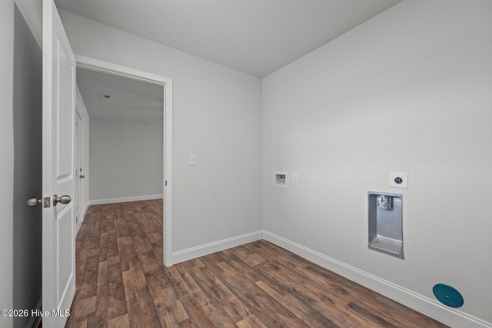 100505394 | Photo 41