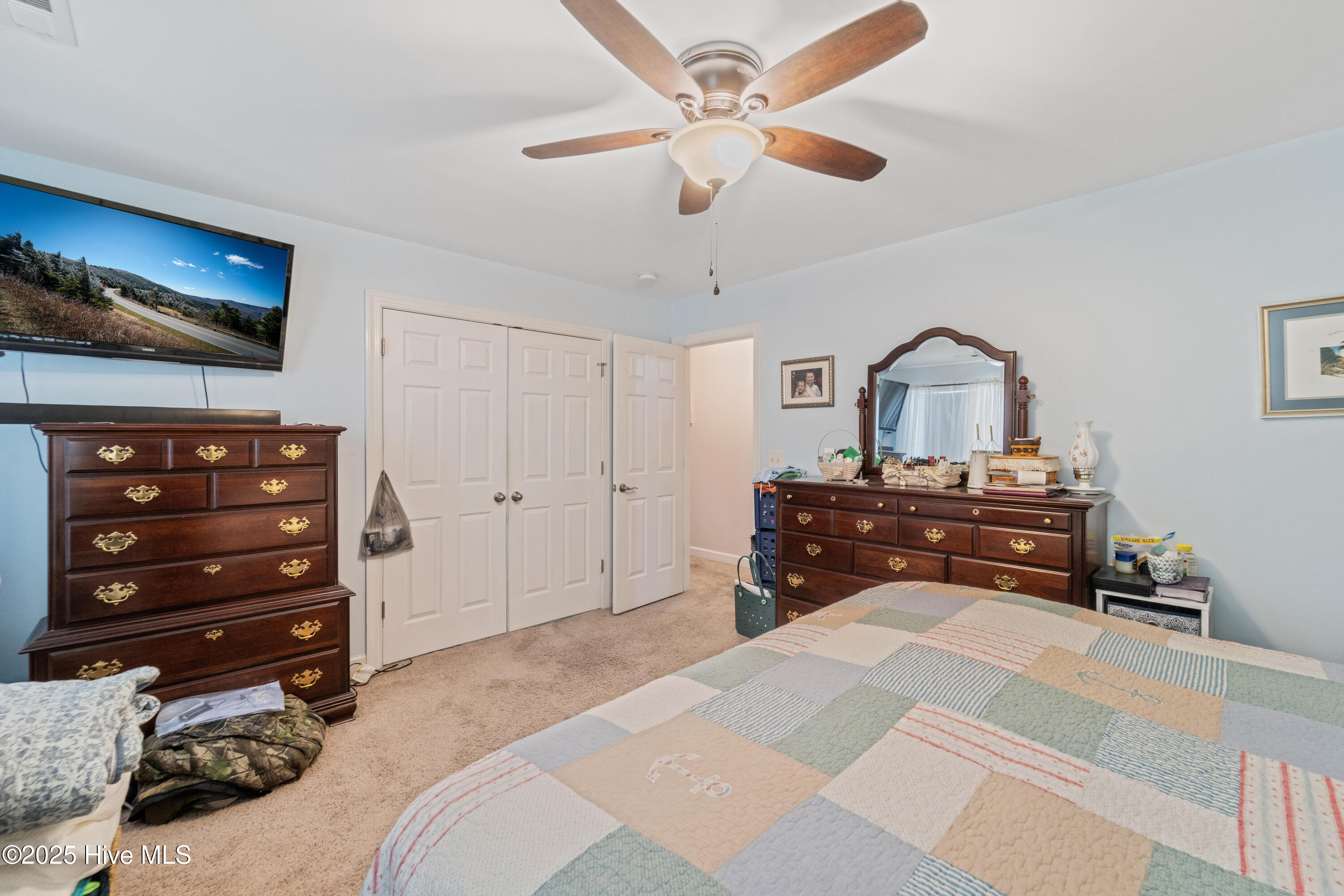 100546959 | Photo 24