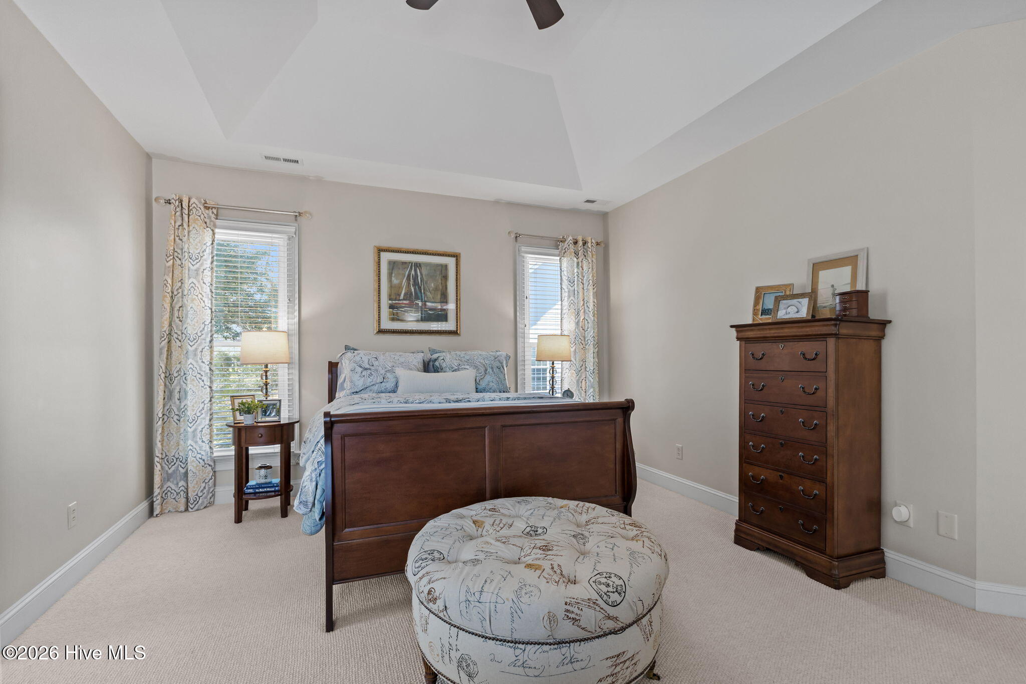 100564059 | Photo 16