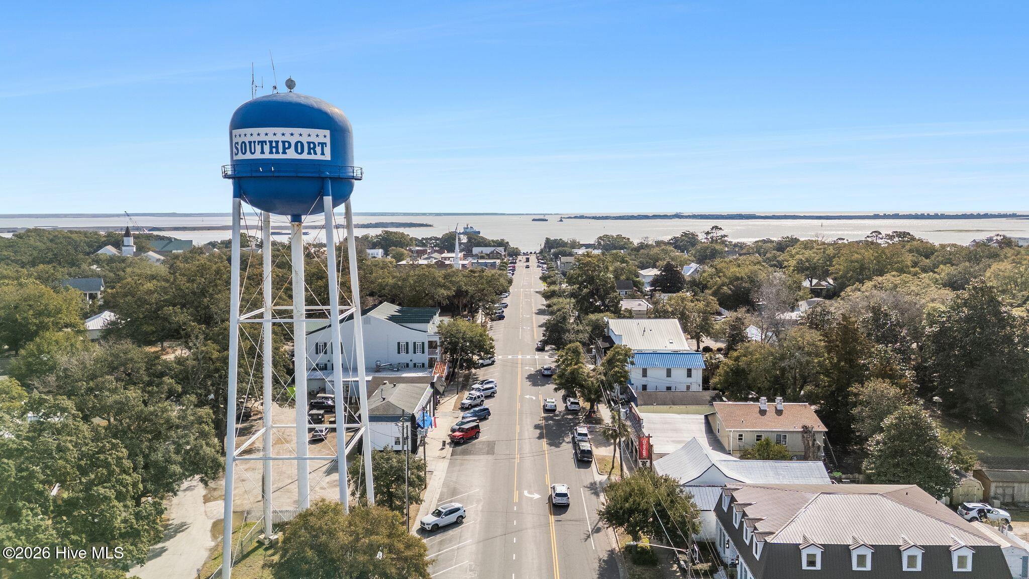 100550657 | Photo 38