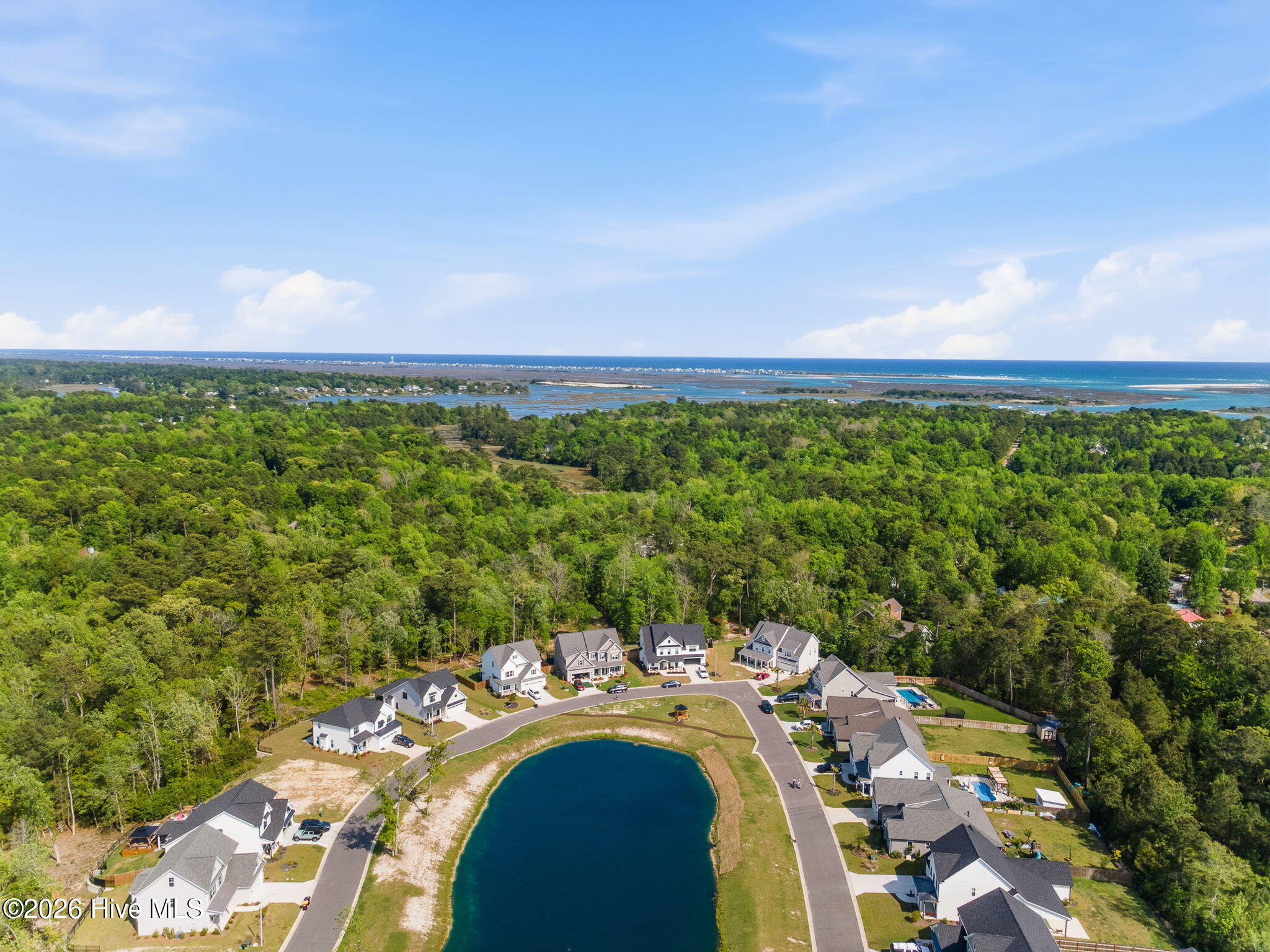 100567561 | Photo 72