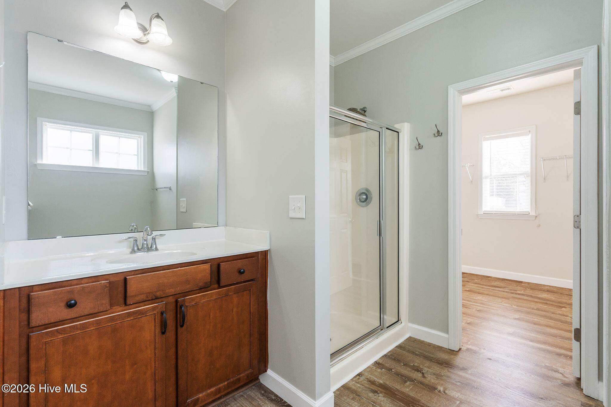 100558662 | Photo 41