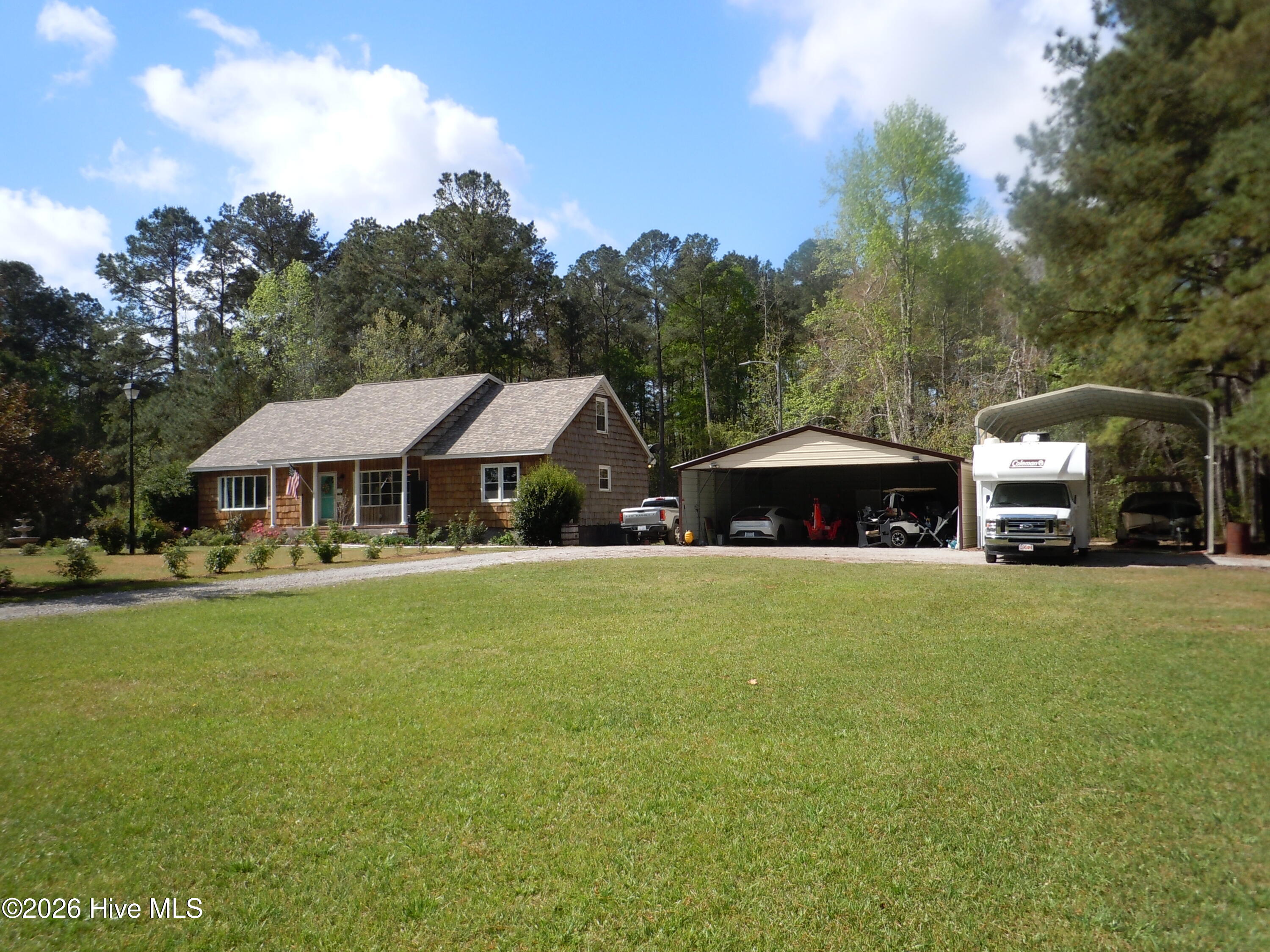 100565129 | Photo 60