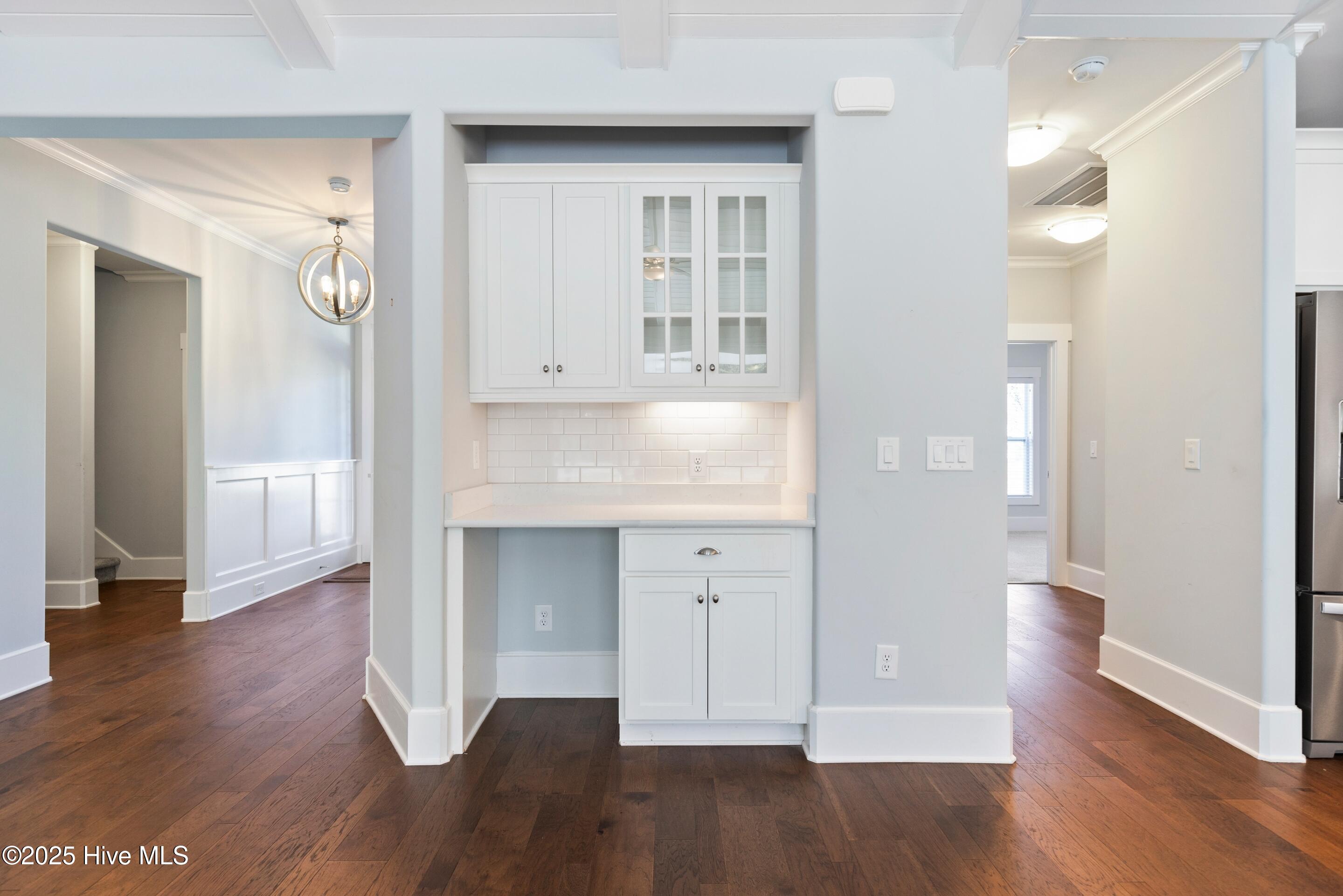 100531261 | Photo 18