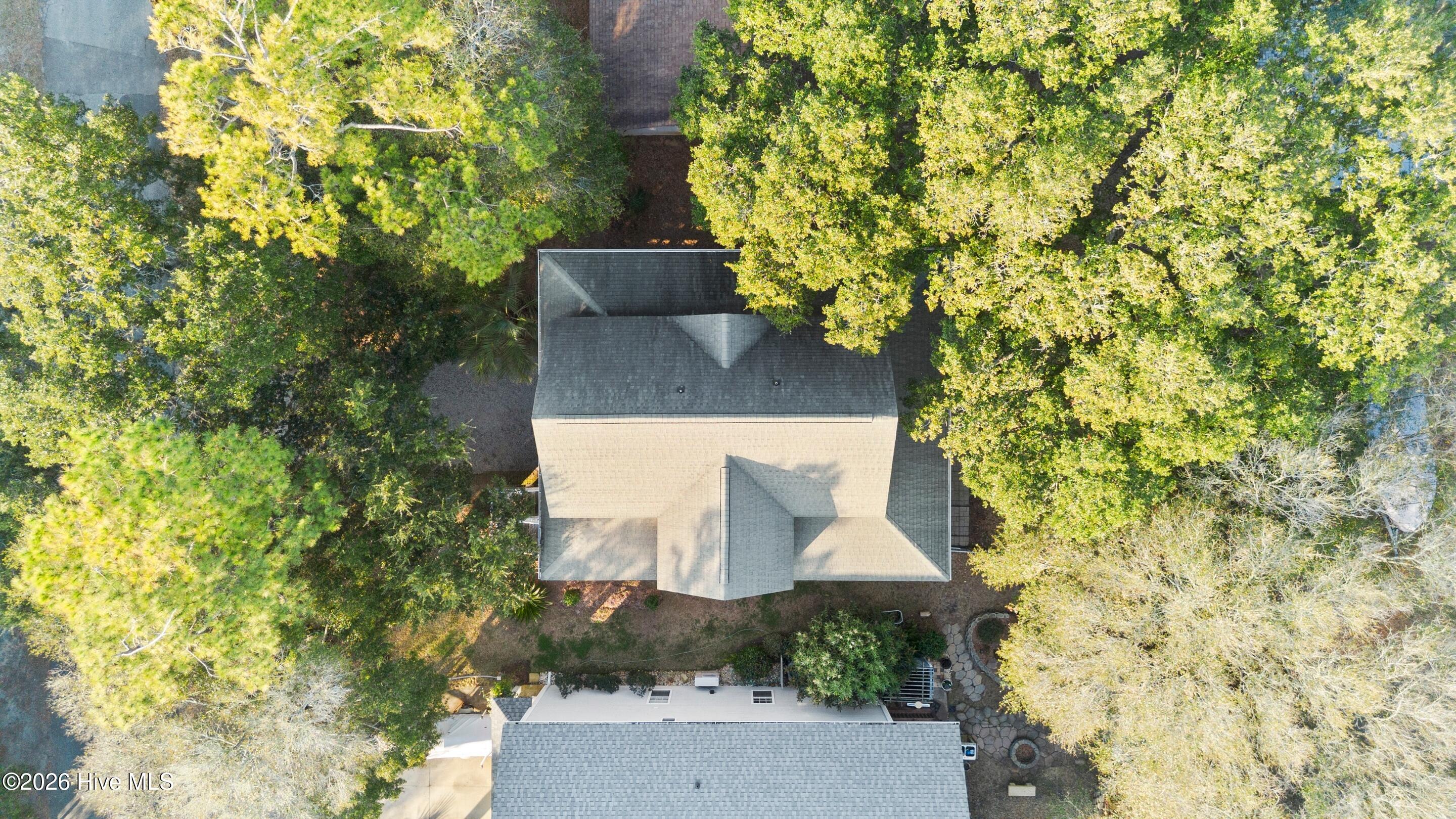 100549187 | Photo 91