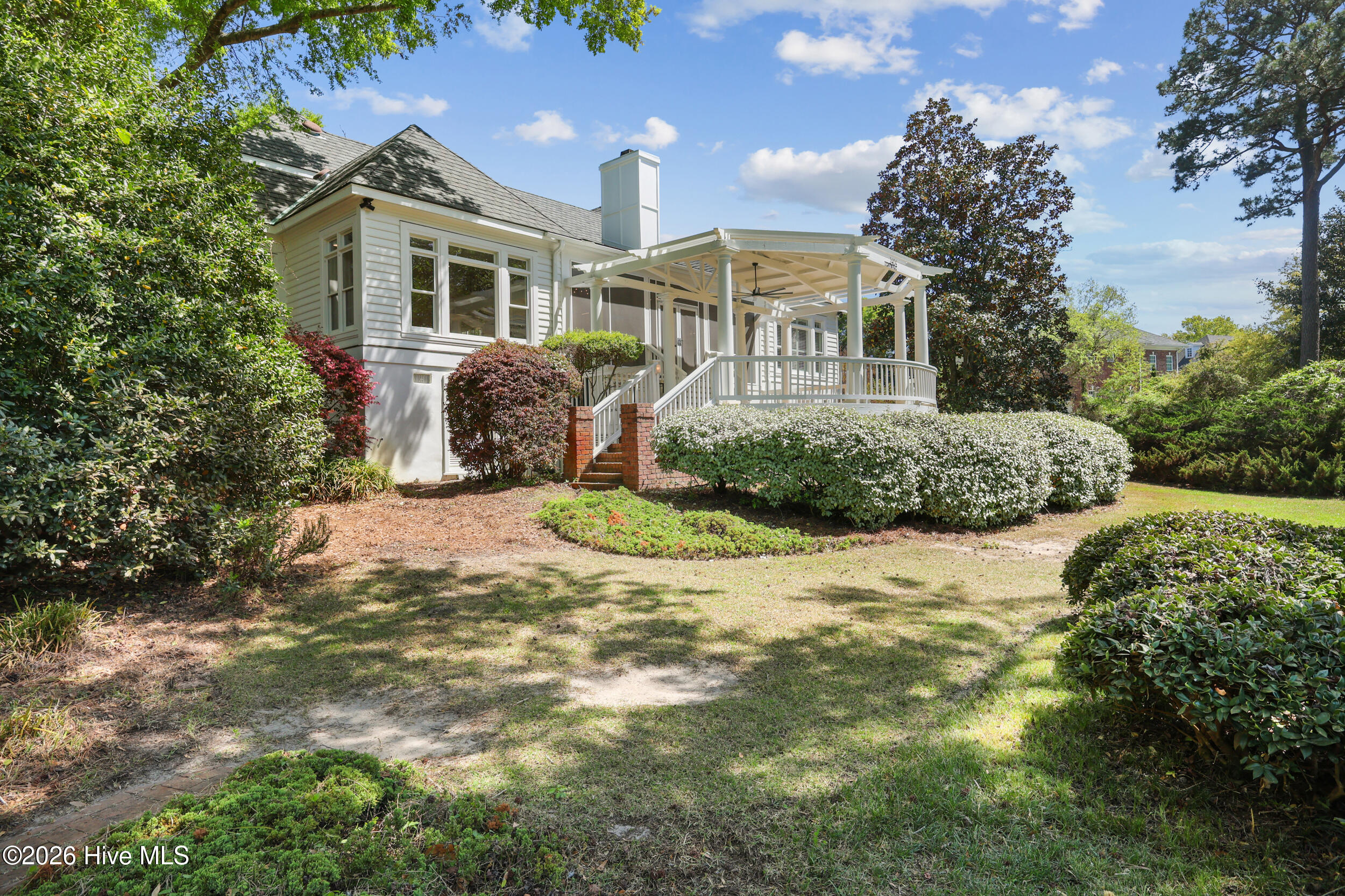 100540721 | Photo 70