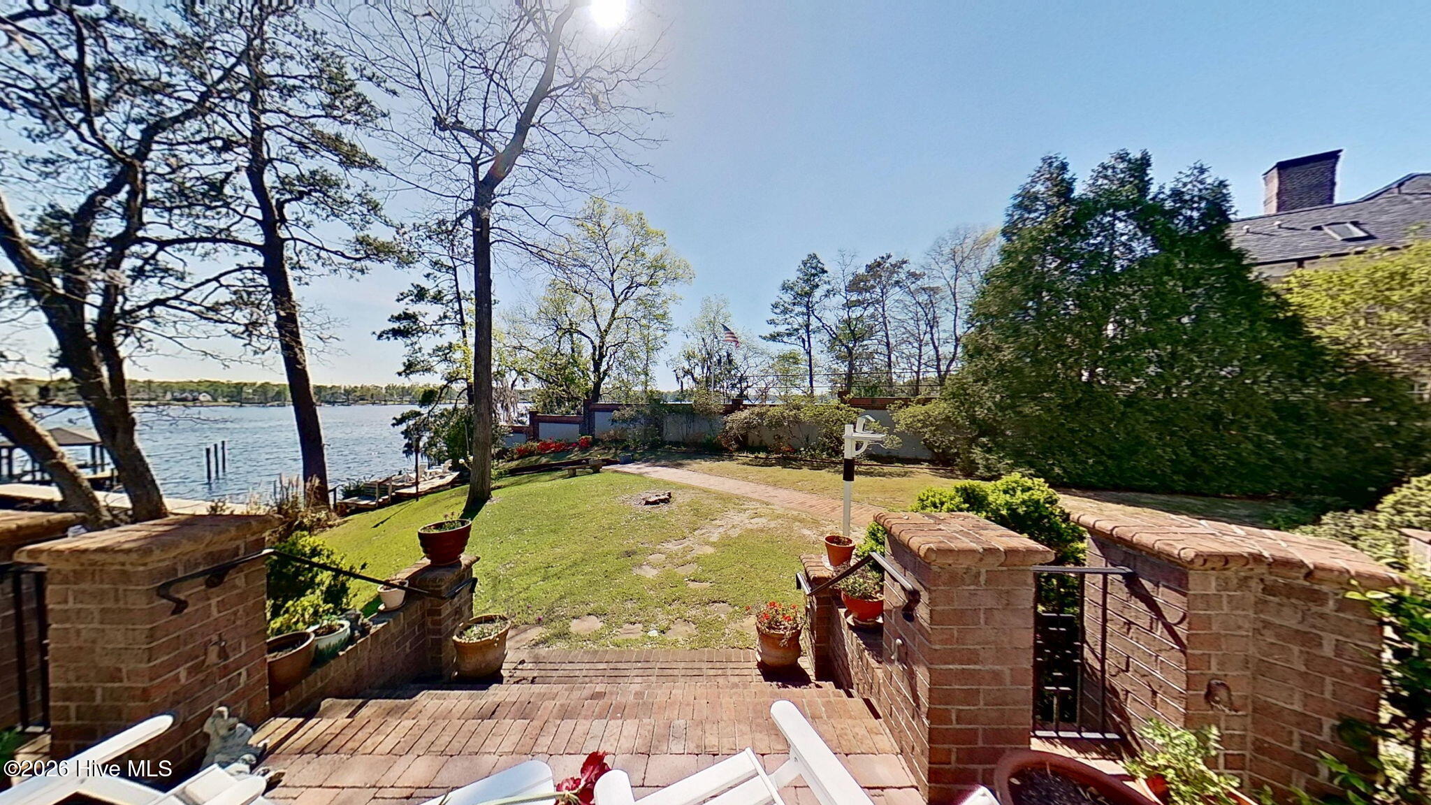211 Wilson Point Road,Trent Woods