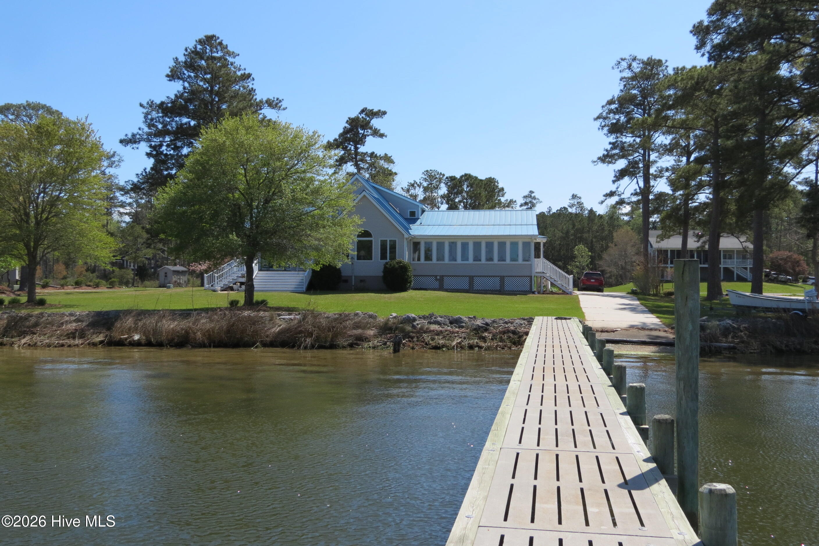 609 Mills Road,Oriental