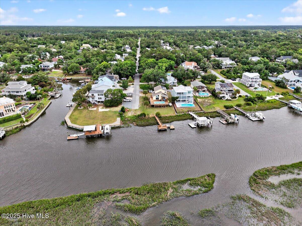 106 SW 24th Street, Oak Island, NC, 28465