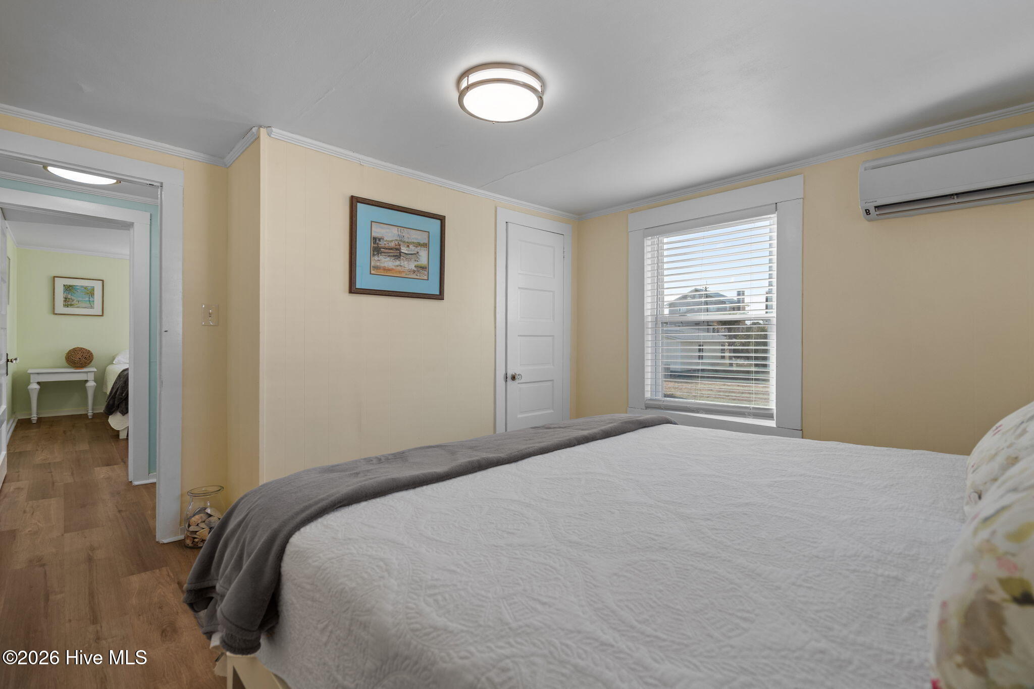 100552359 | Photo 58