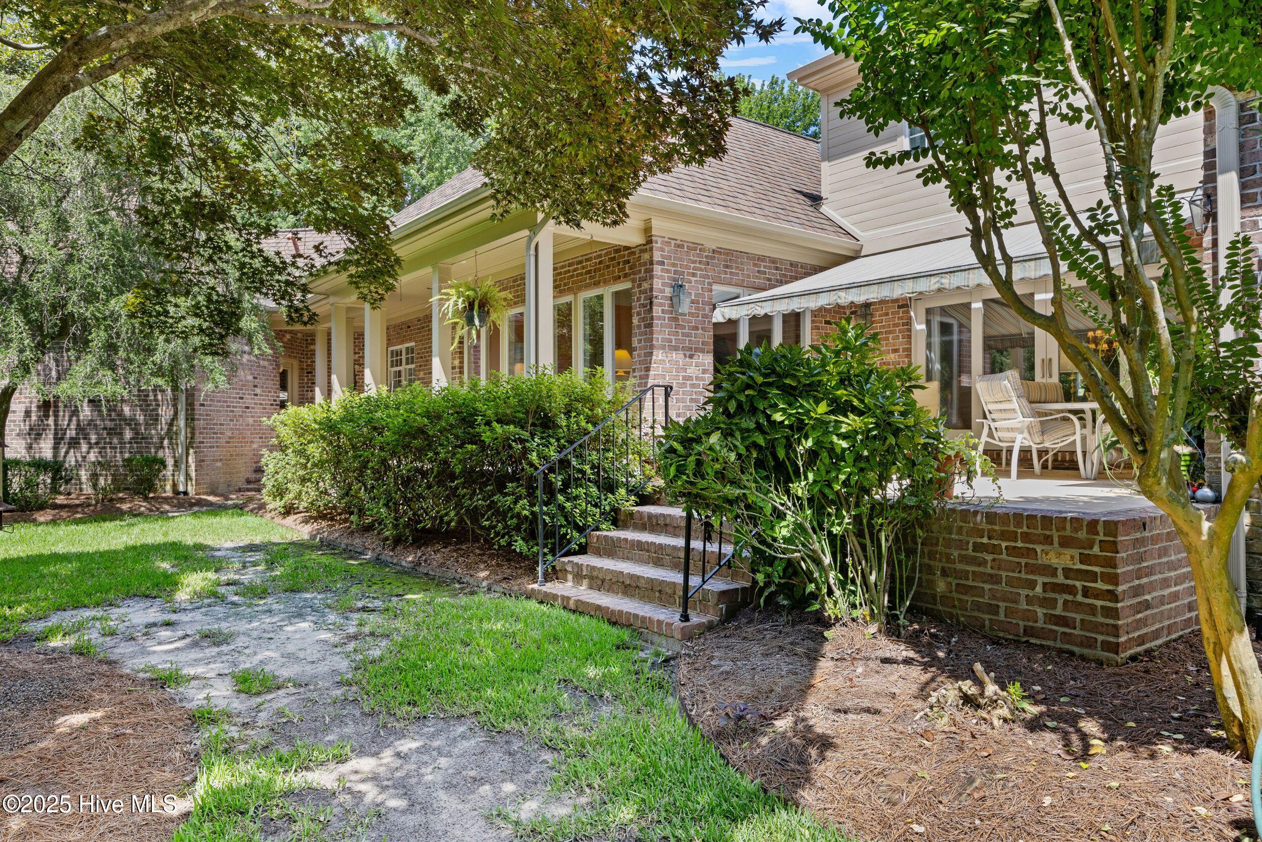 100516126 | Photo 51