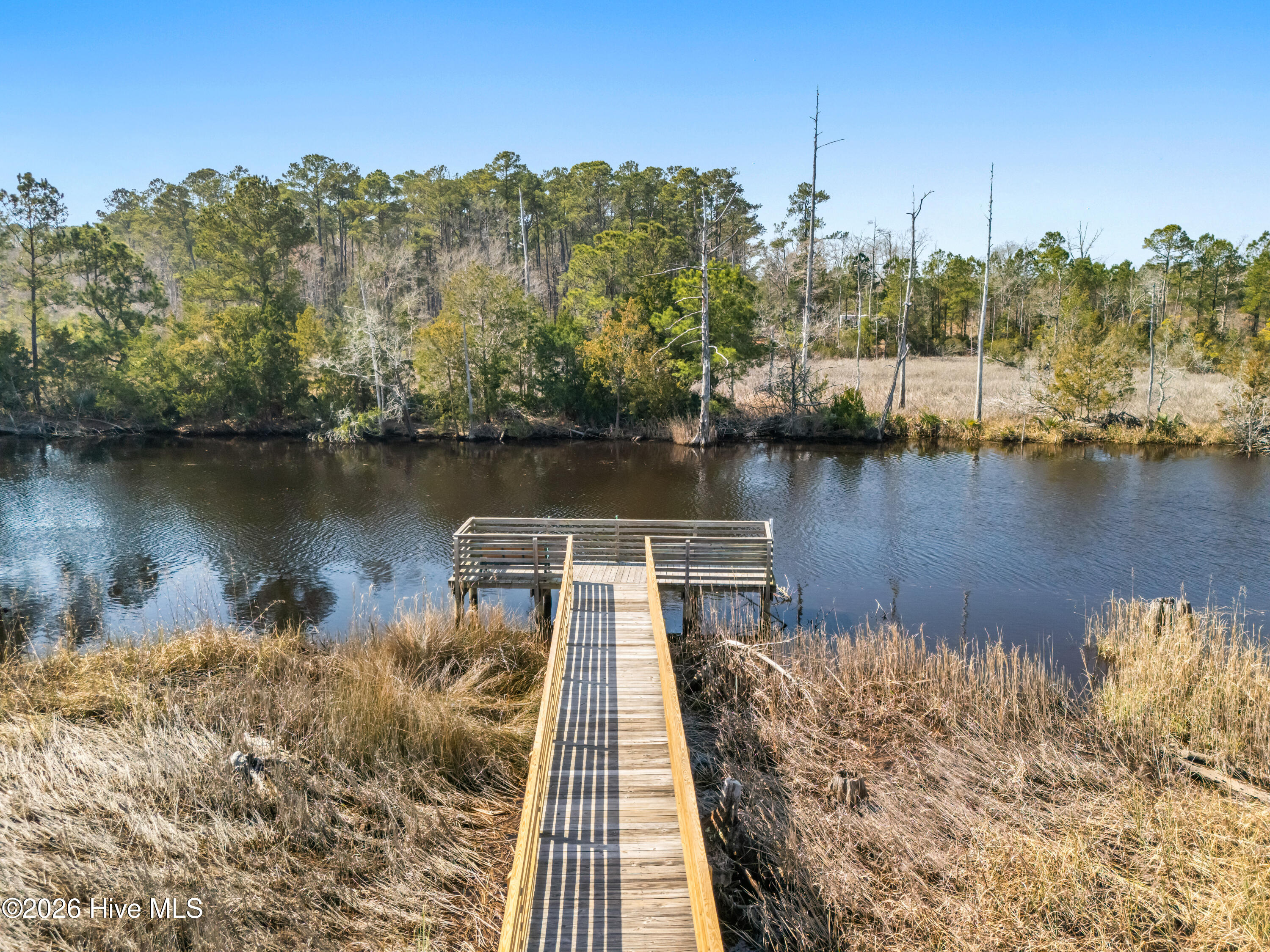 100561670 | Photo 28