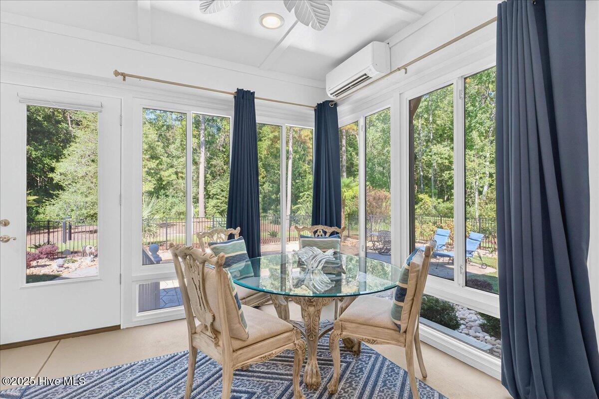 100530604 | Photo 87