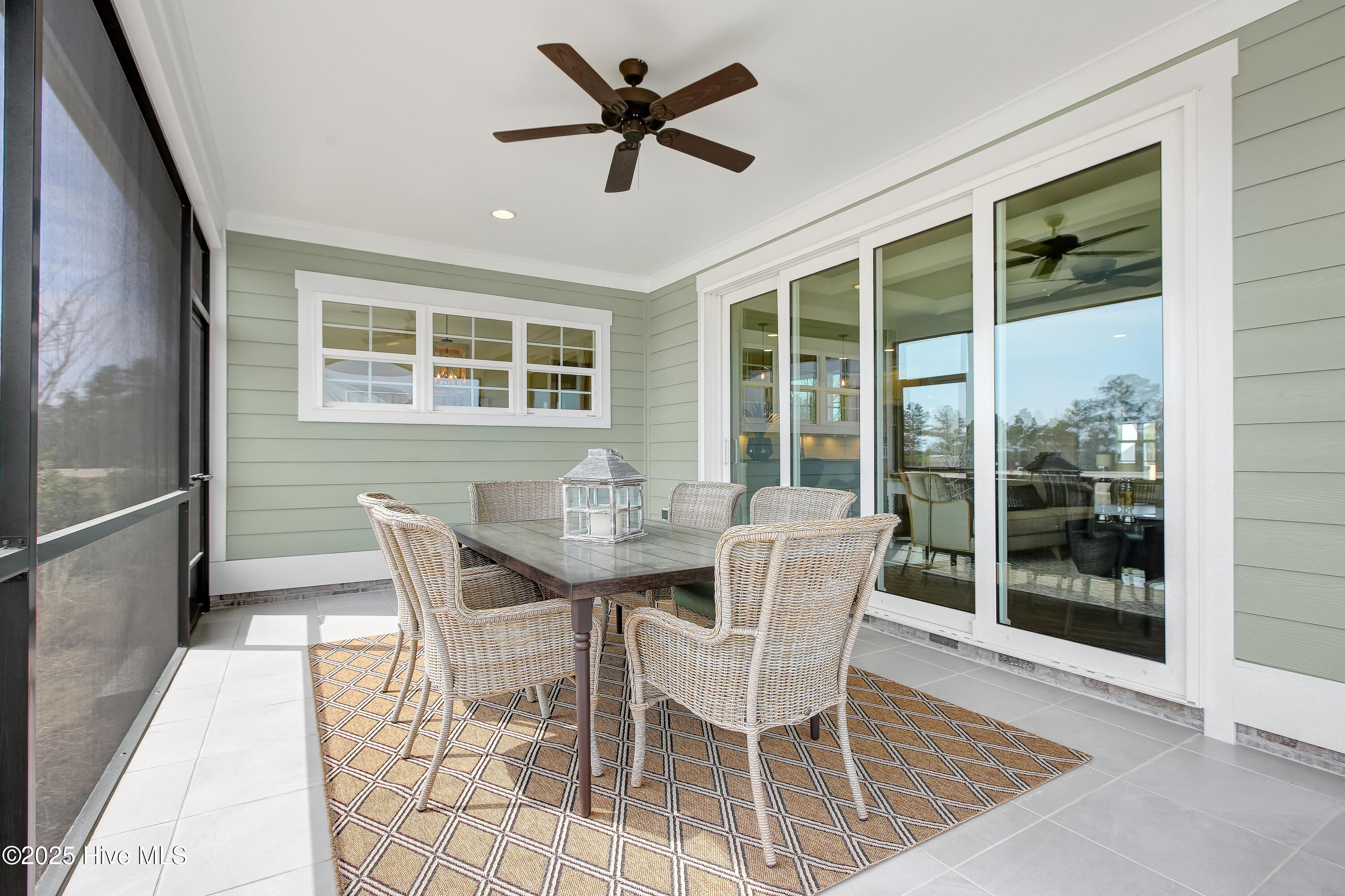 100511529 | Photo 17