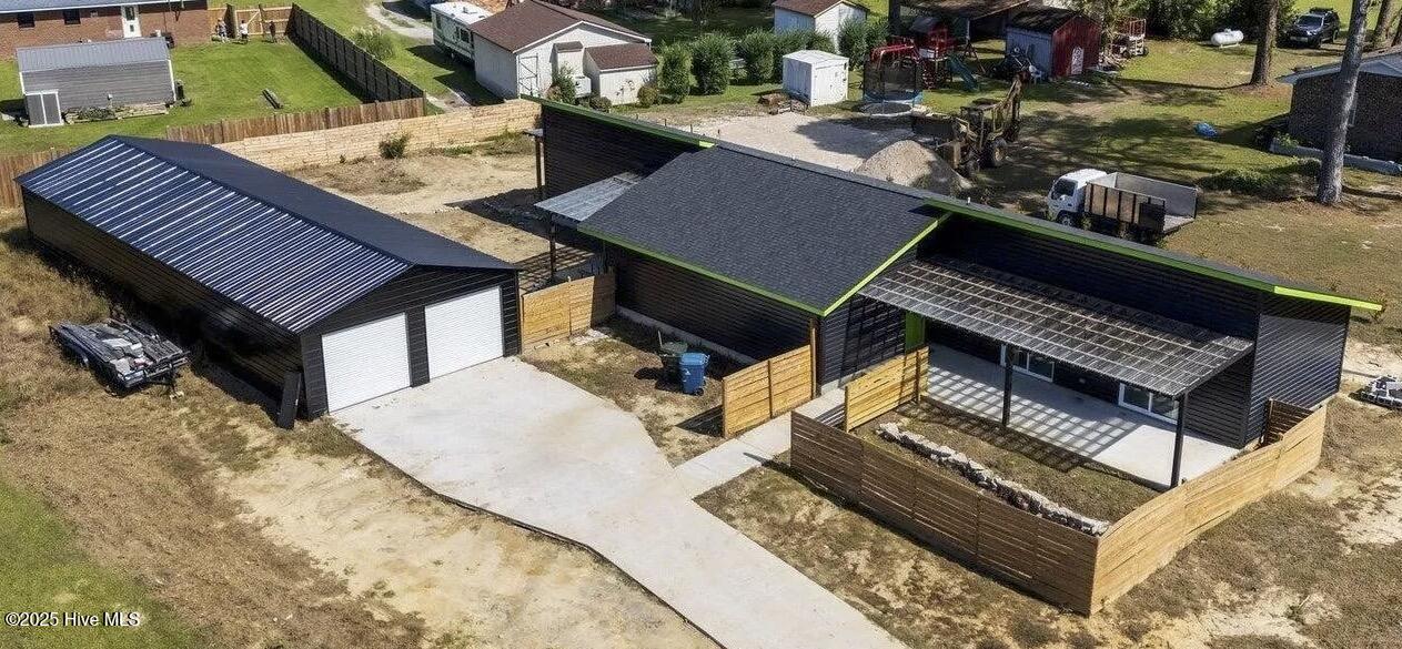 Homes for sale in Washington, NC | 1718 Highland Dr, Washington, NC 27889 | MLS# 100528537