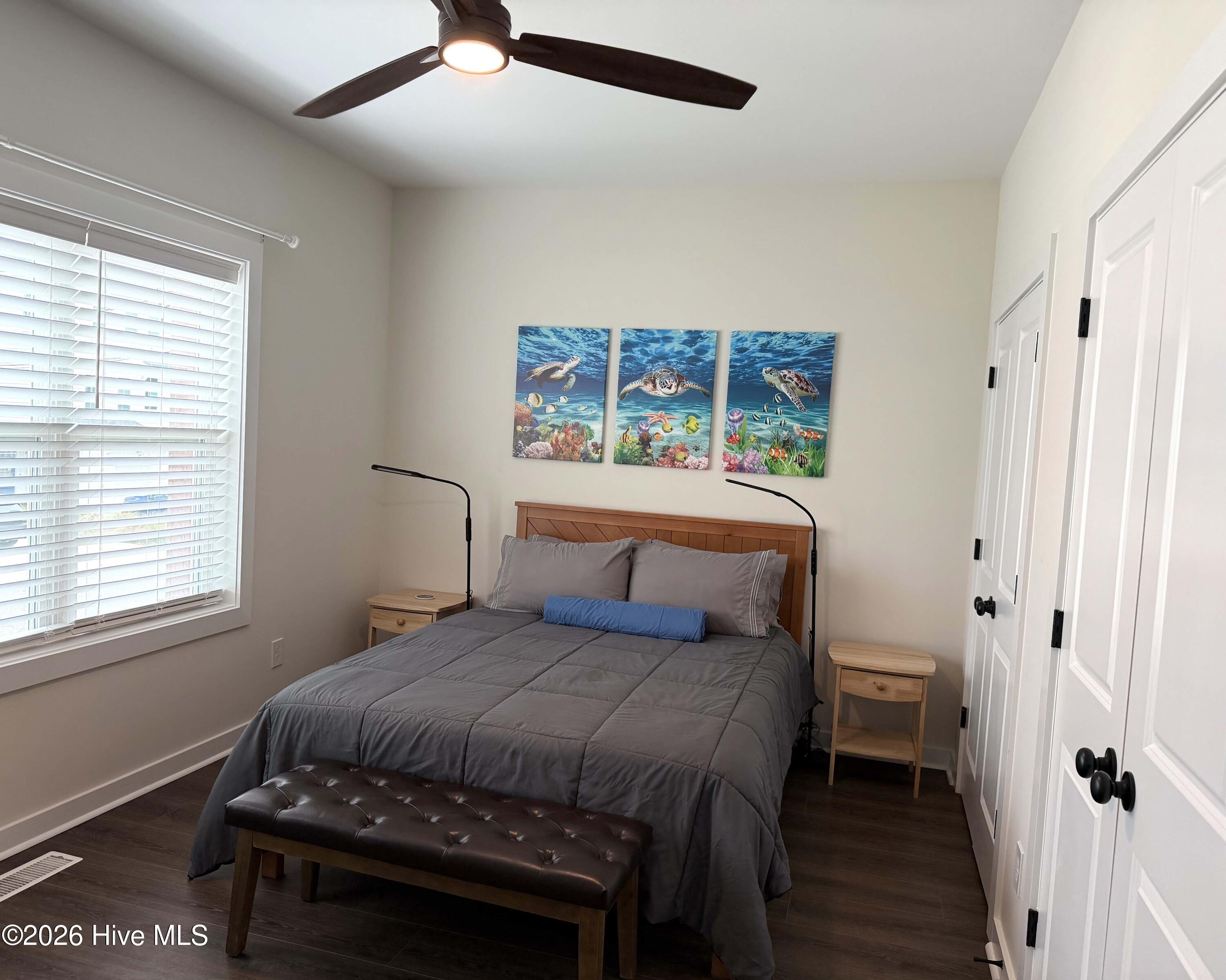 100559926 | Photo 46