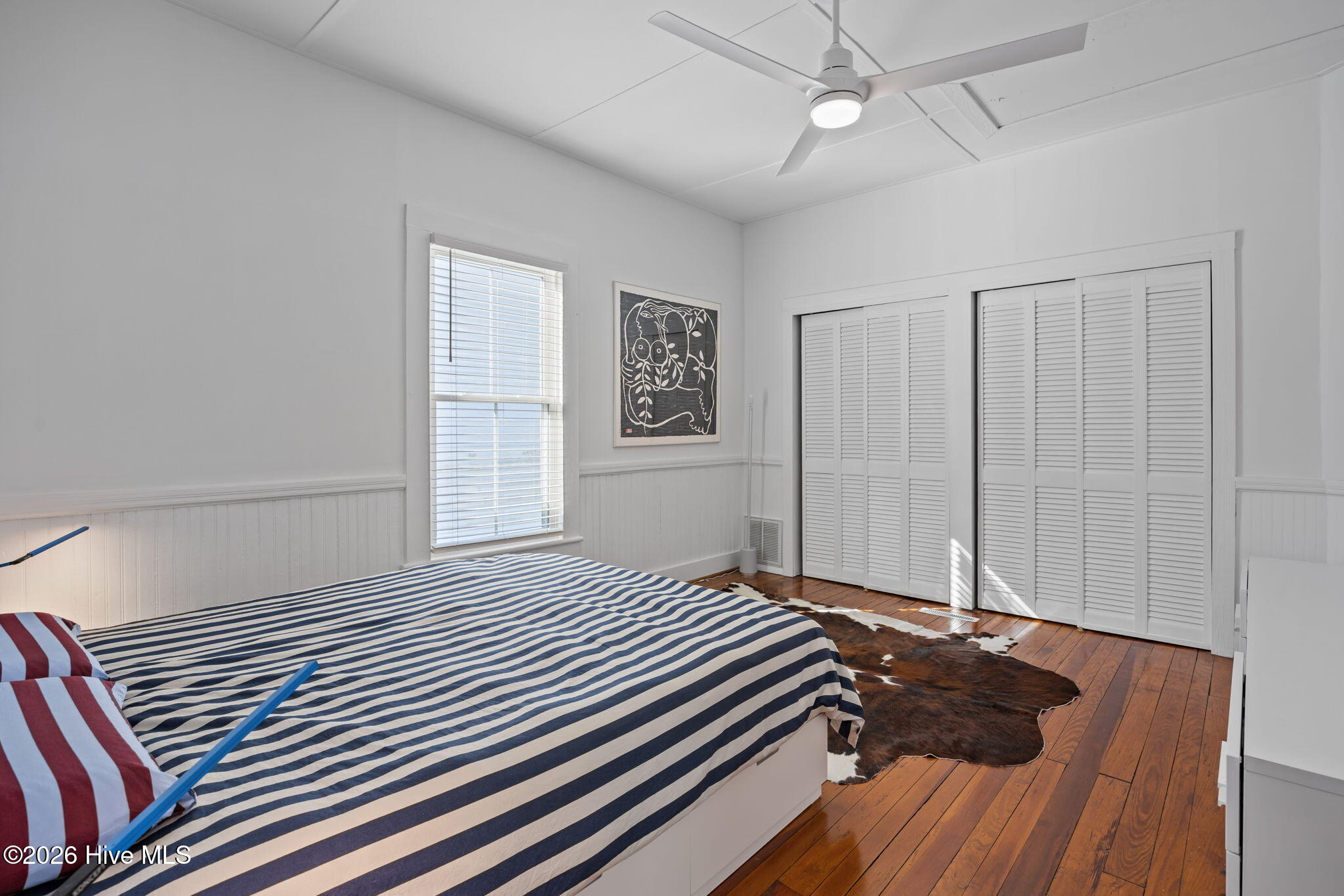 100560514 | Photo 21