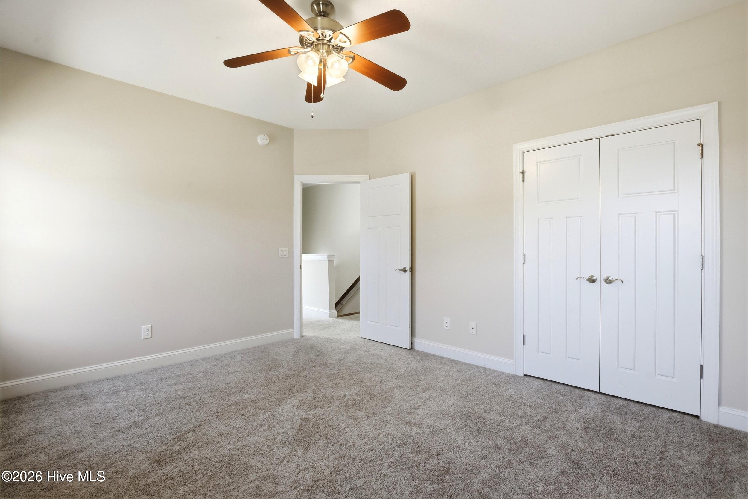 100569352 | Photo 39