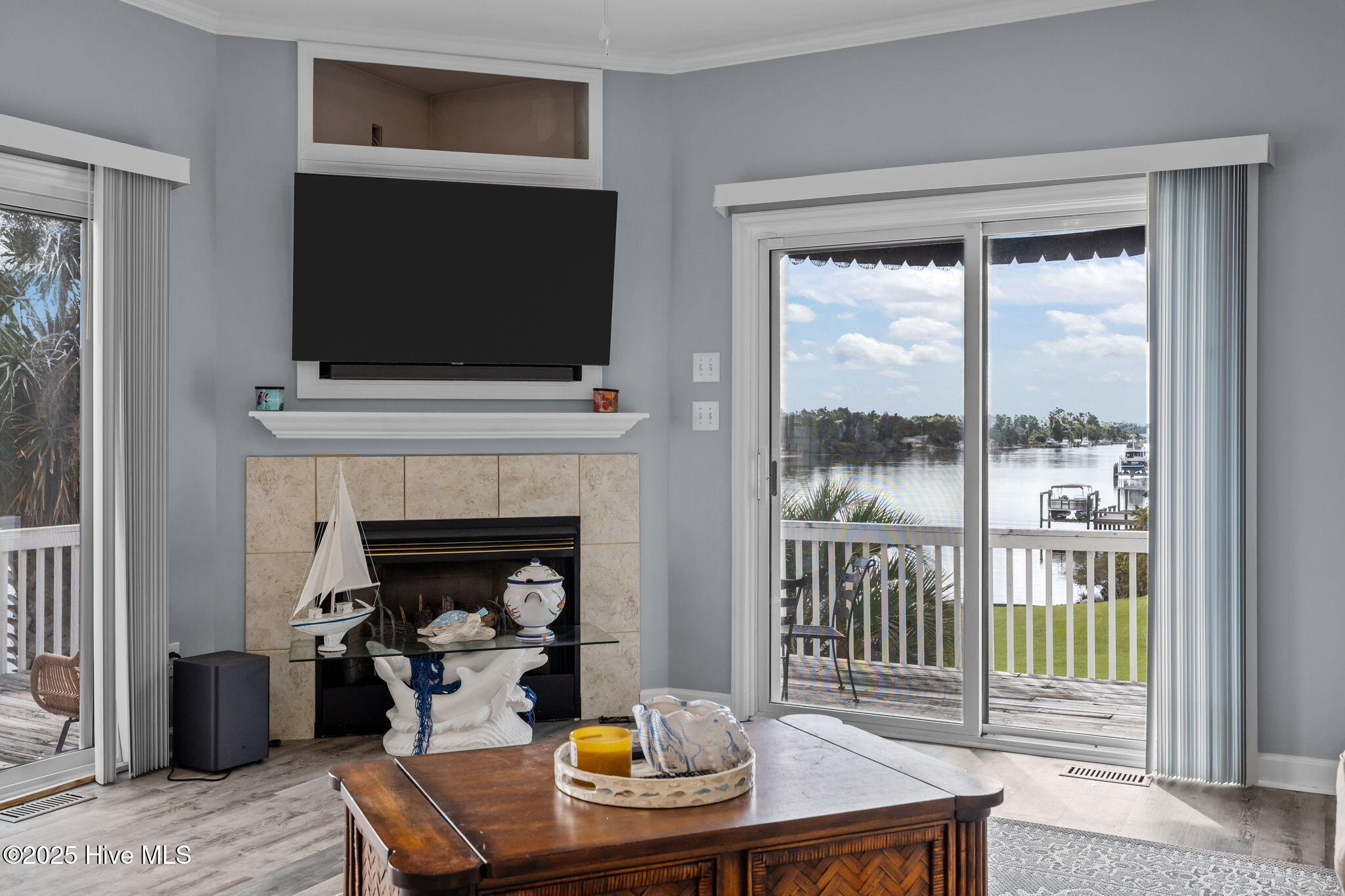 850 Sea Gate Drive,Newport