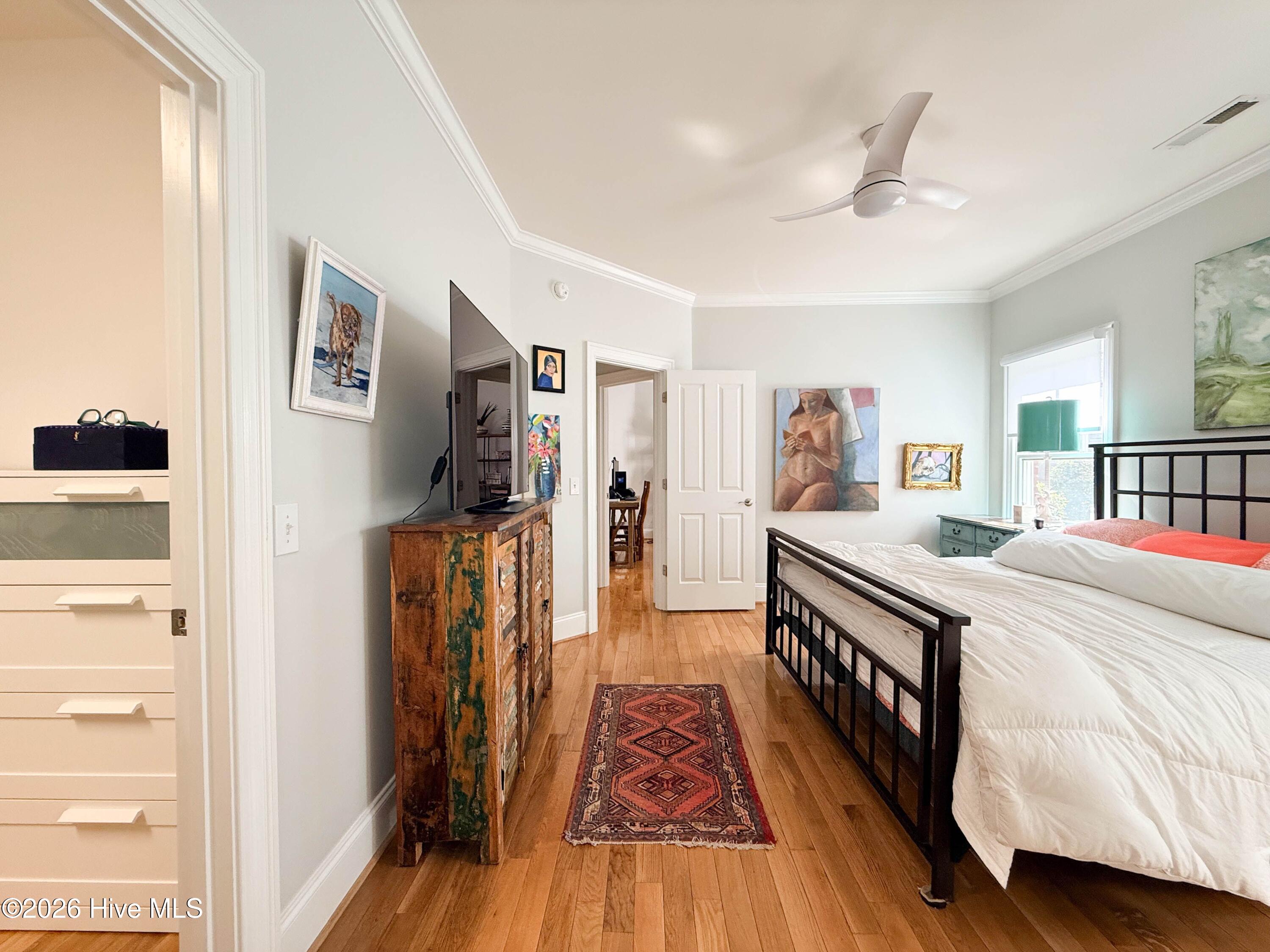 100559415 | Photo 49