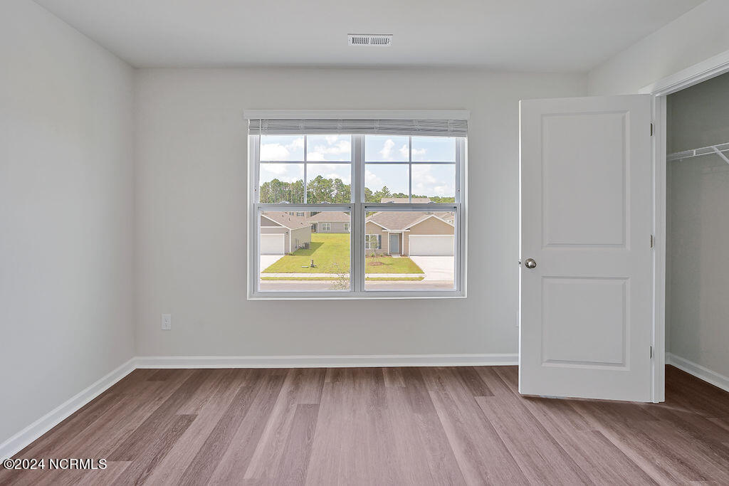 100520567 | Photo 33