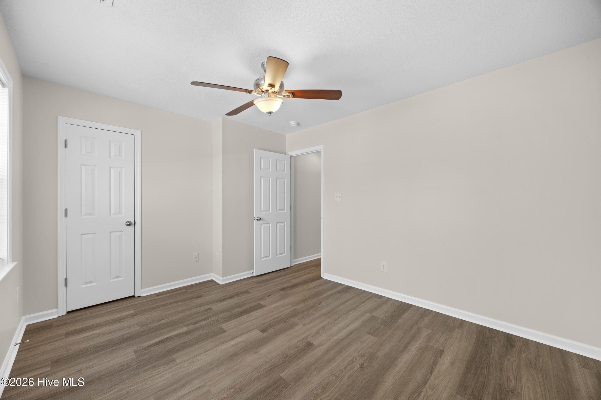 100552450 | Photo 20