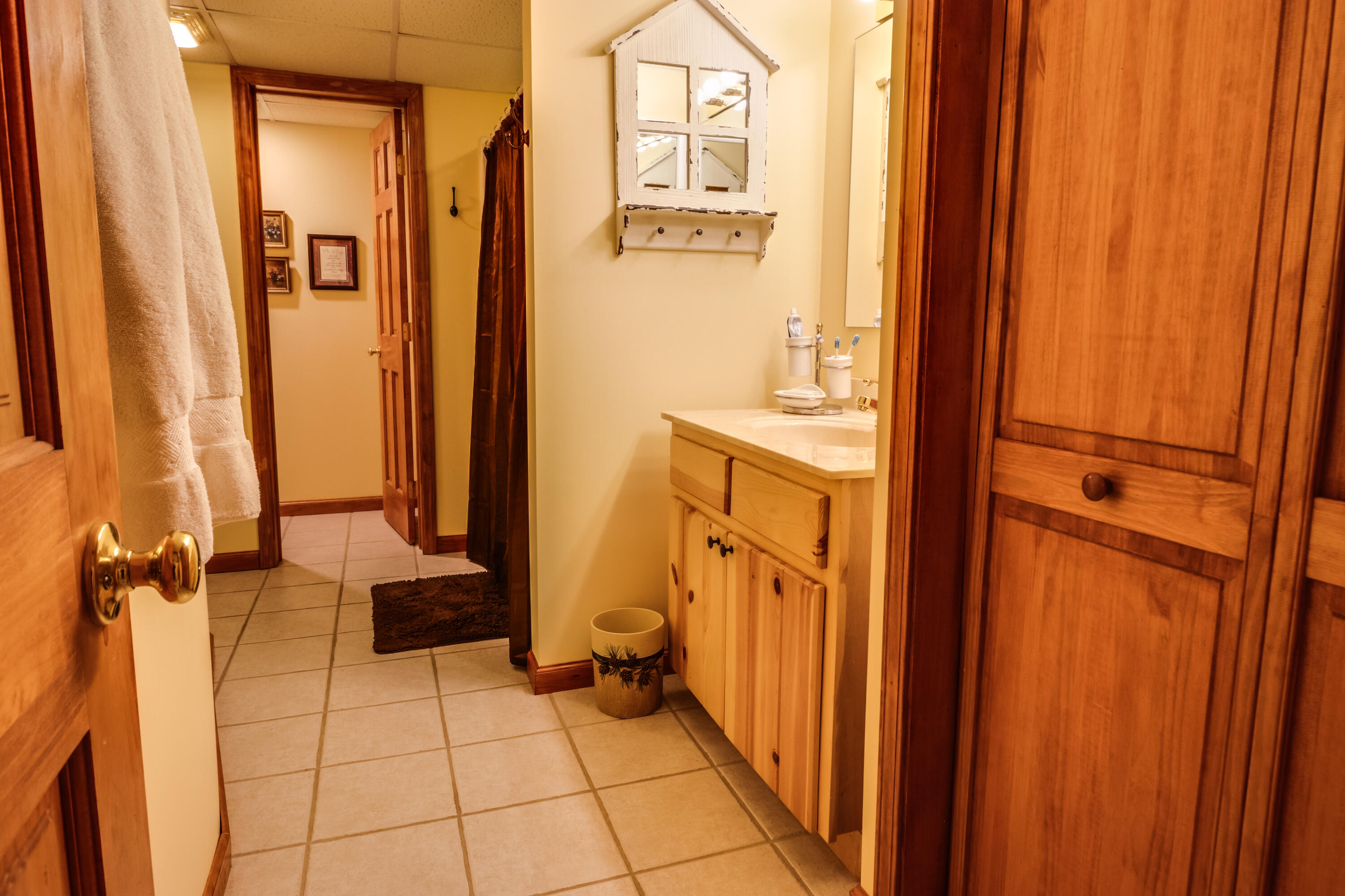 2265 Indian Rd-57