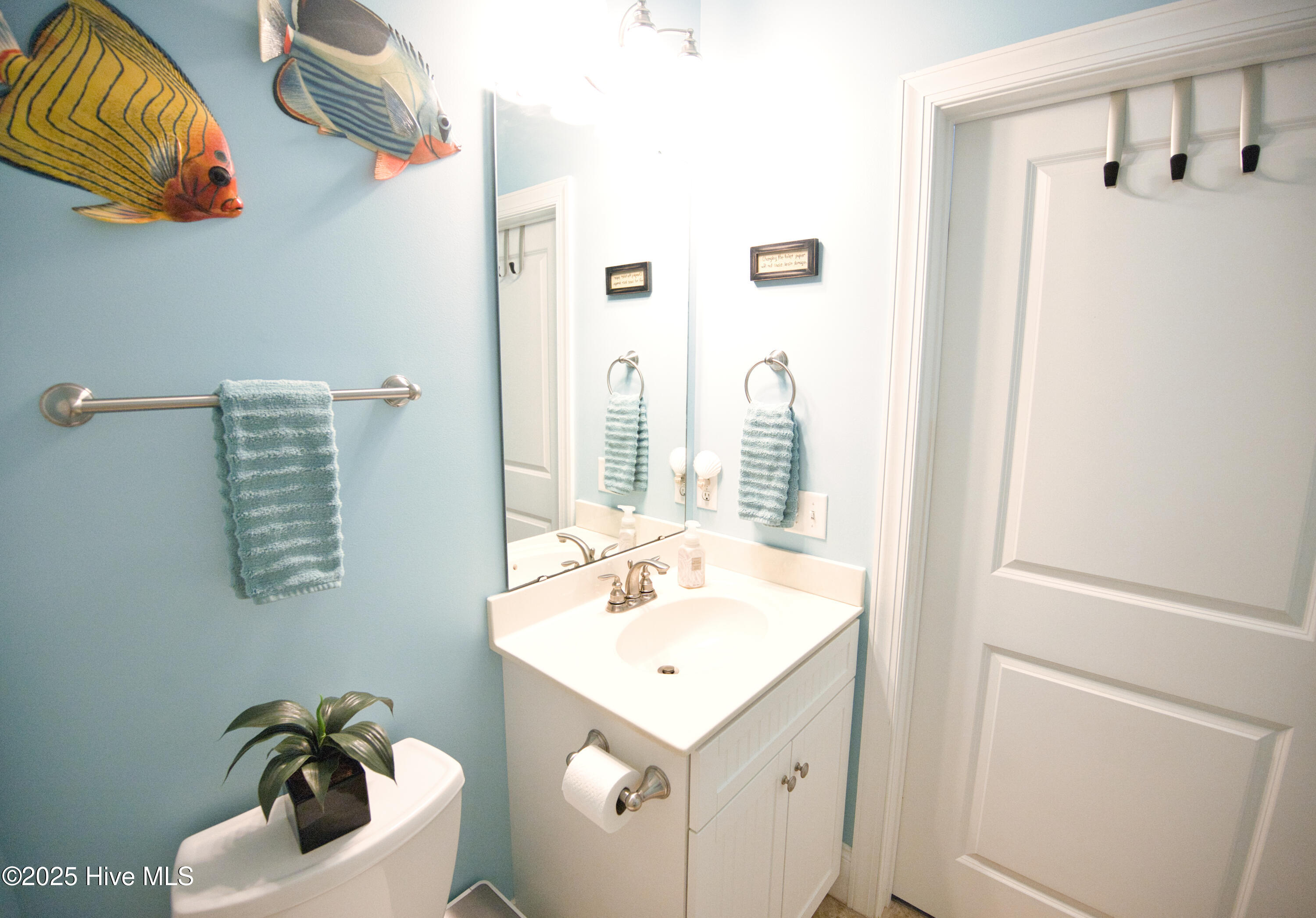 7195 Bonaventure Street SW Apt 404, Ocean Isle Beach, NC 28469 – photo 16: DSC_1308