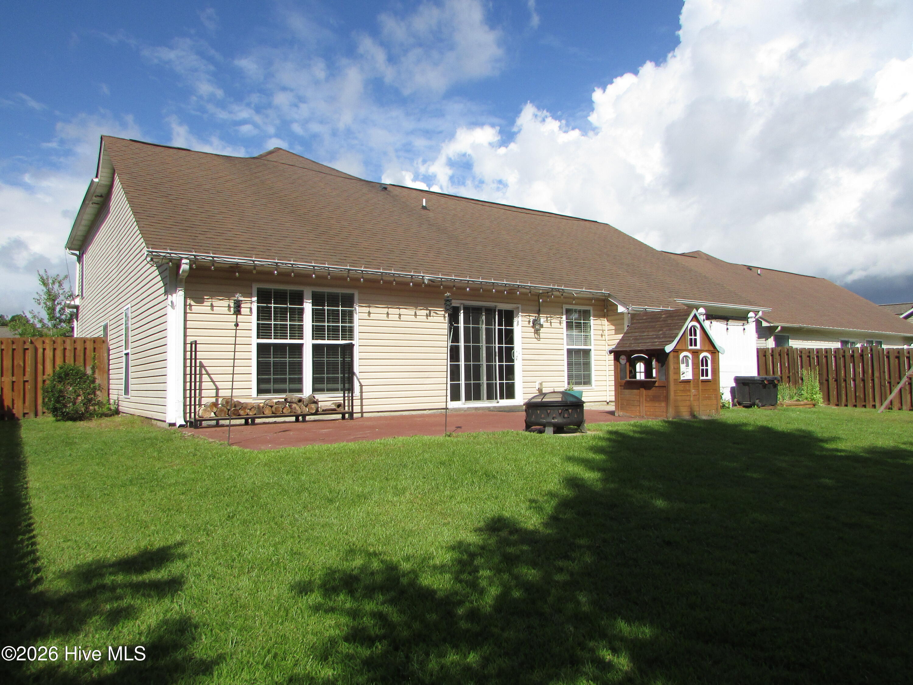 100552657 | Photo 22