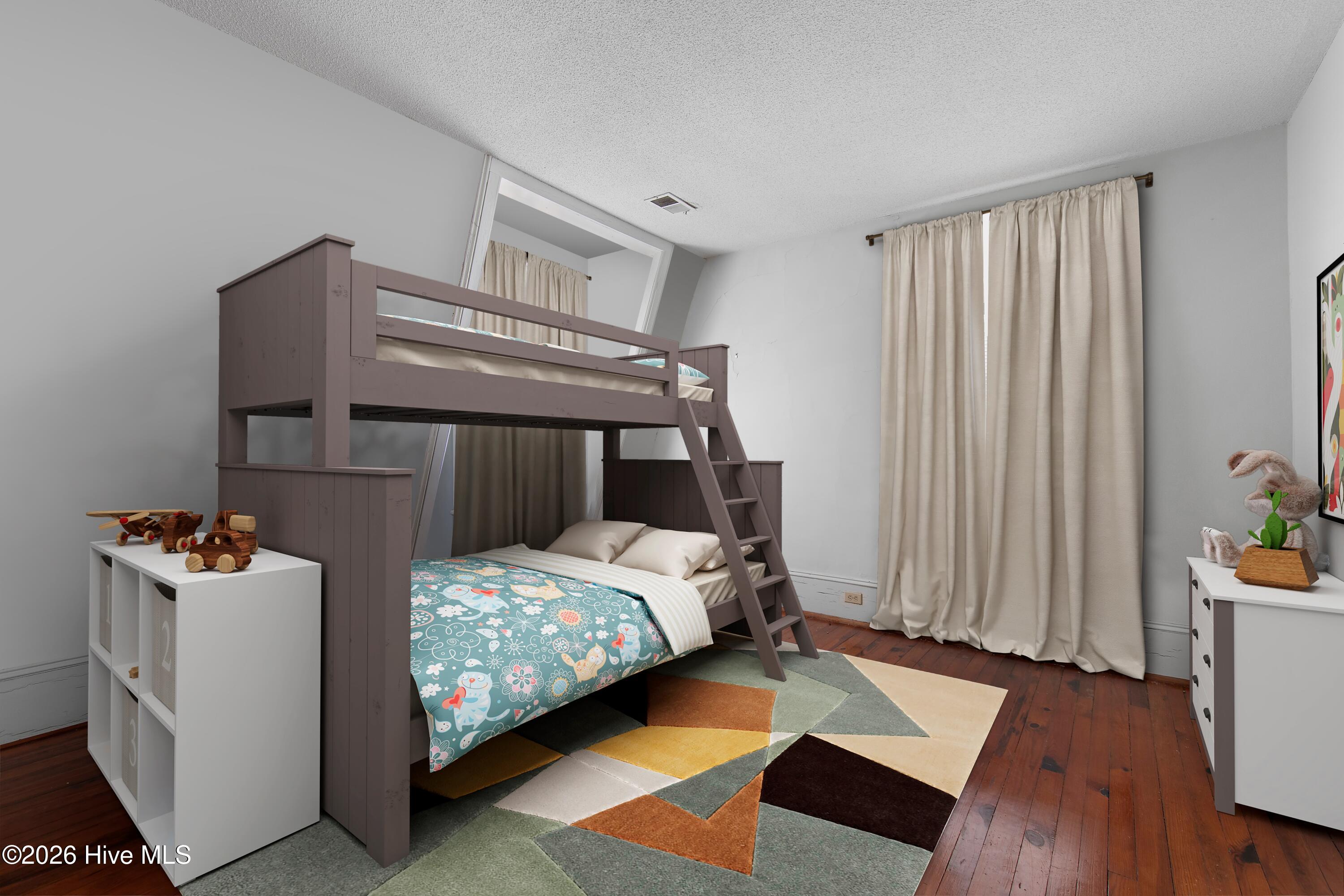 100566206 | Photo 50