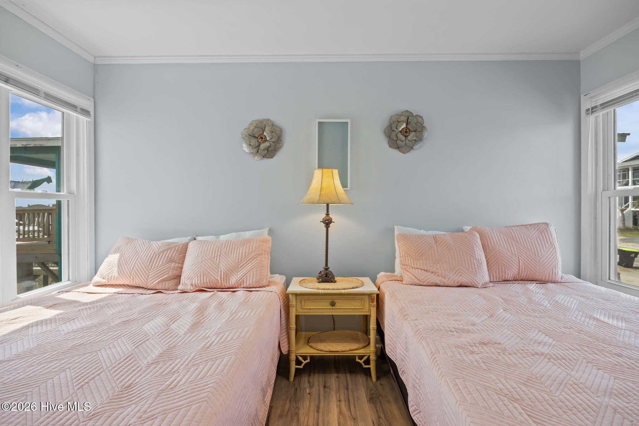 100565925 | Photo 39