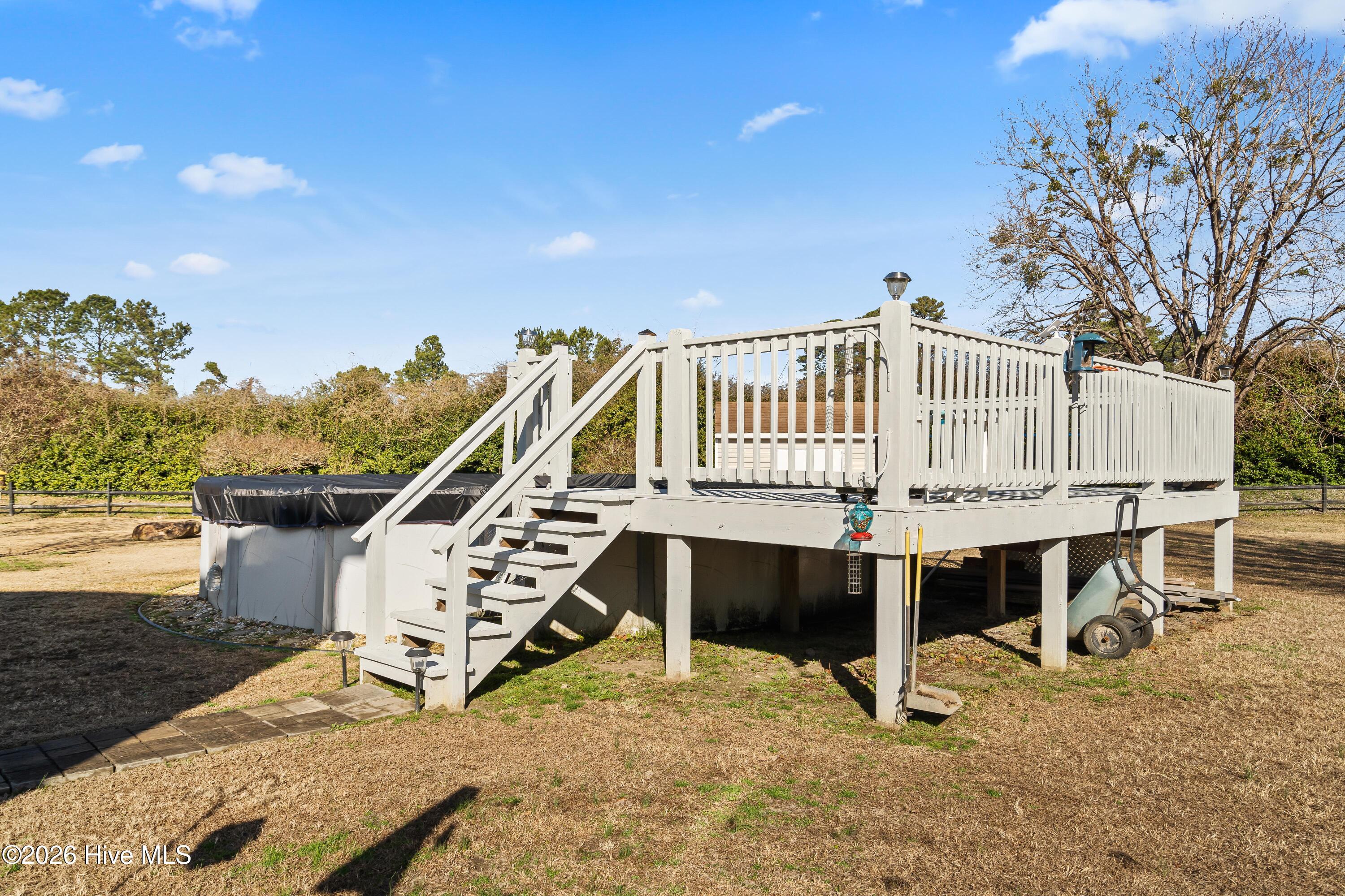 100550055 | Photo 55