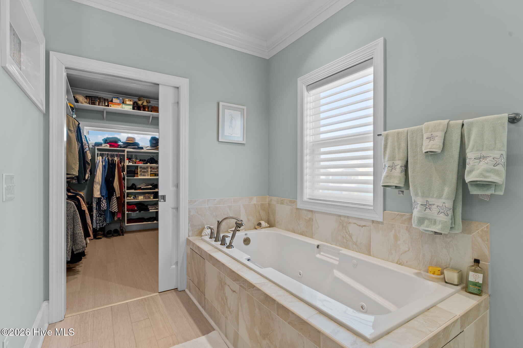 100549161 | Photo 10