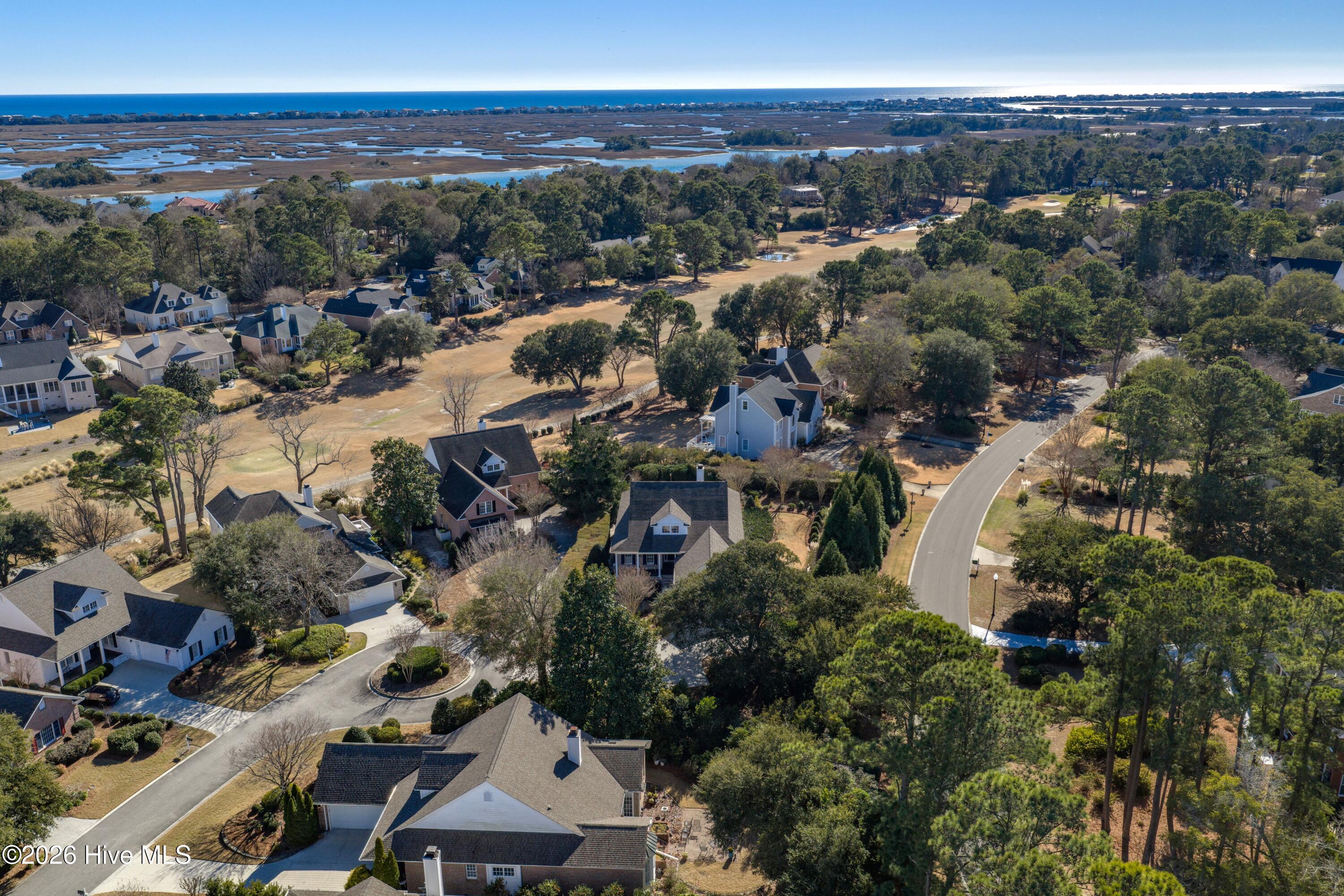 100548957 | Photo 40