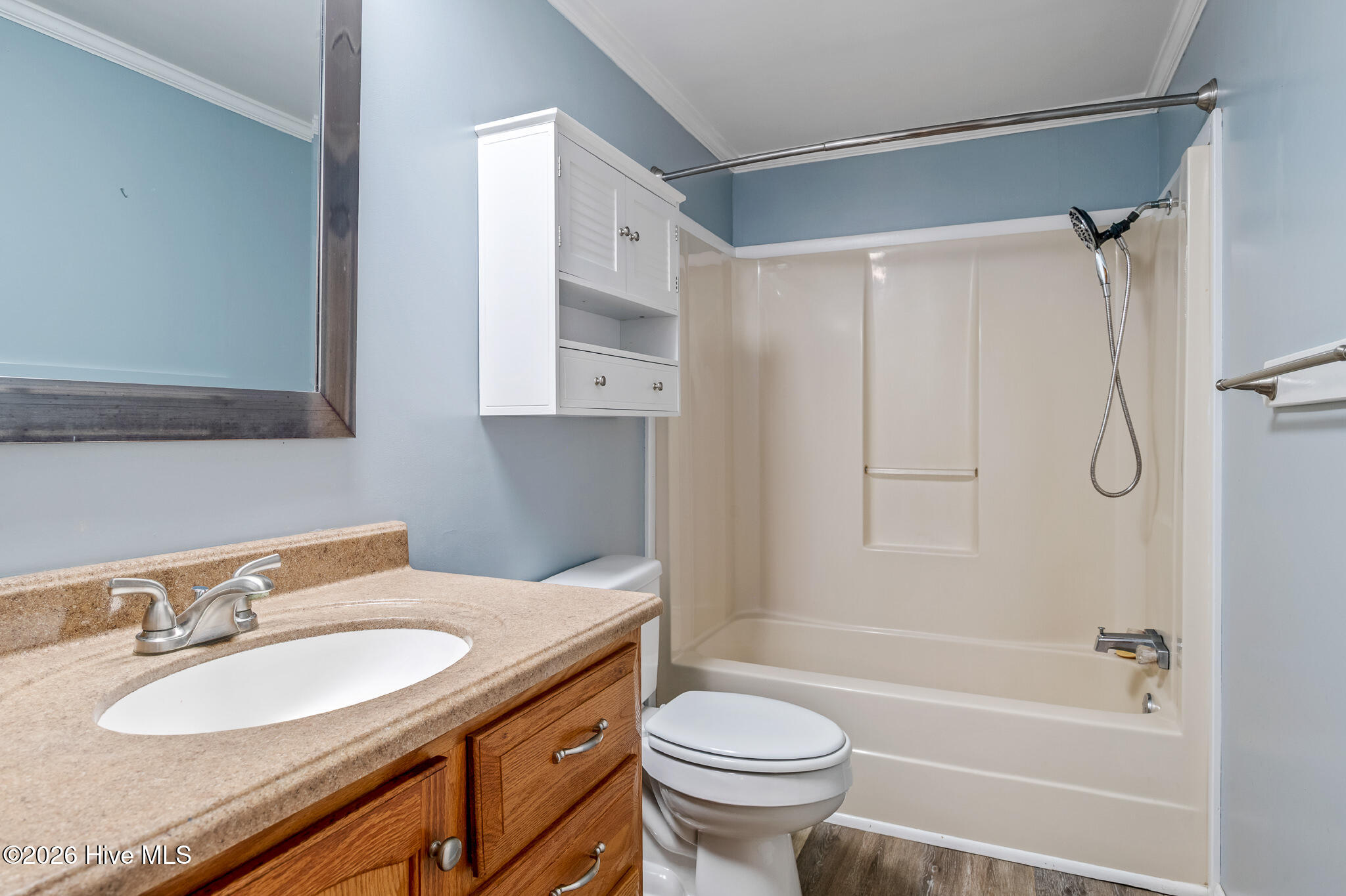 100567029 | Photo 25