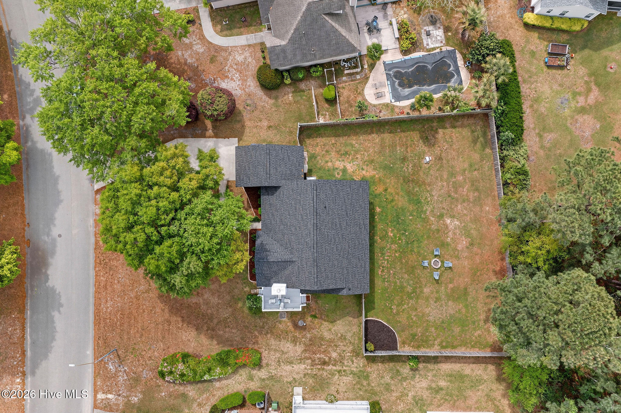 100565876 | Photo 35