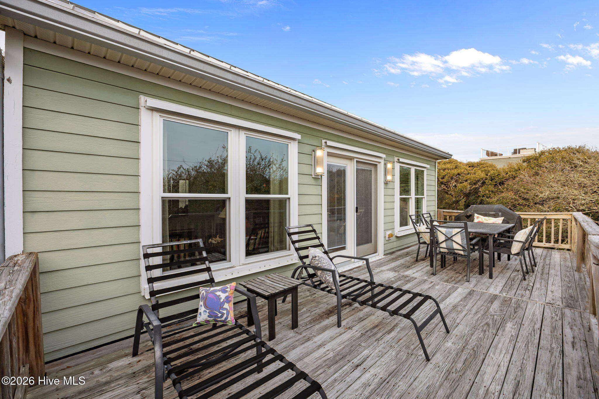 100552067 | Photo 39