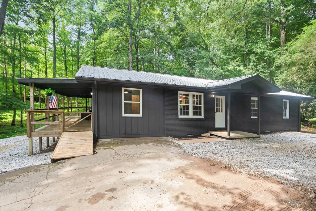 Homes for sale in Andrews, NC | 123 Quarry Rd, Andrews, NC 28901 | MLS# 98543614