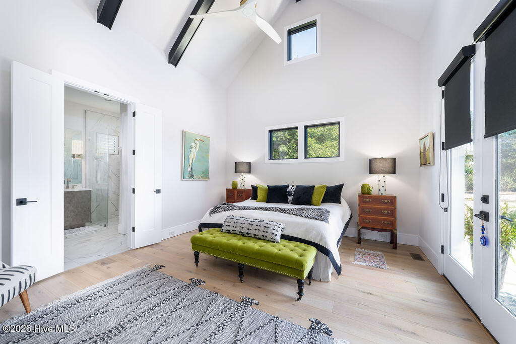 100565197 | Photo 17