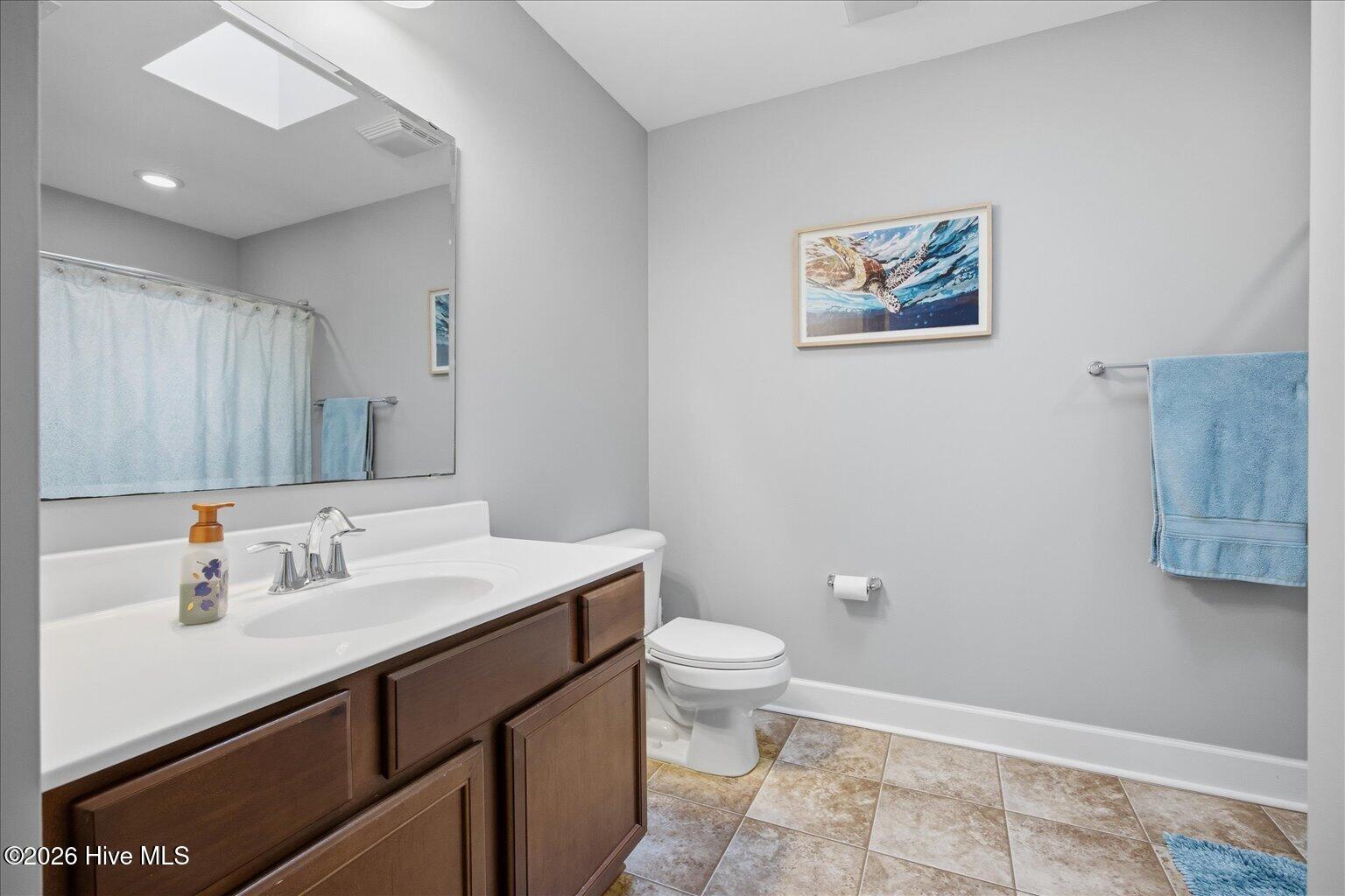 100563352 | Photo 24