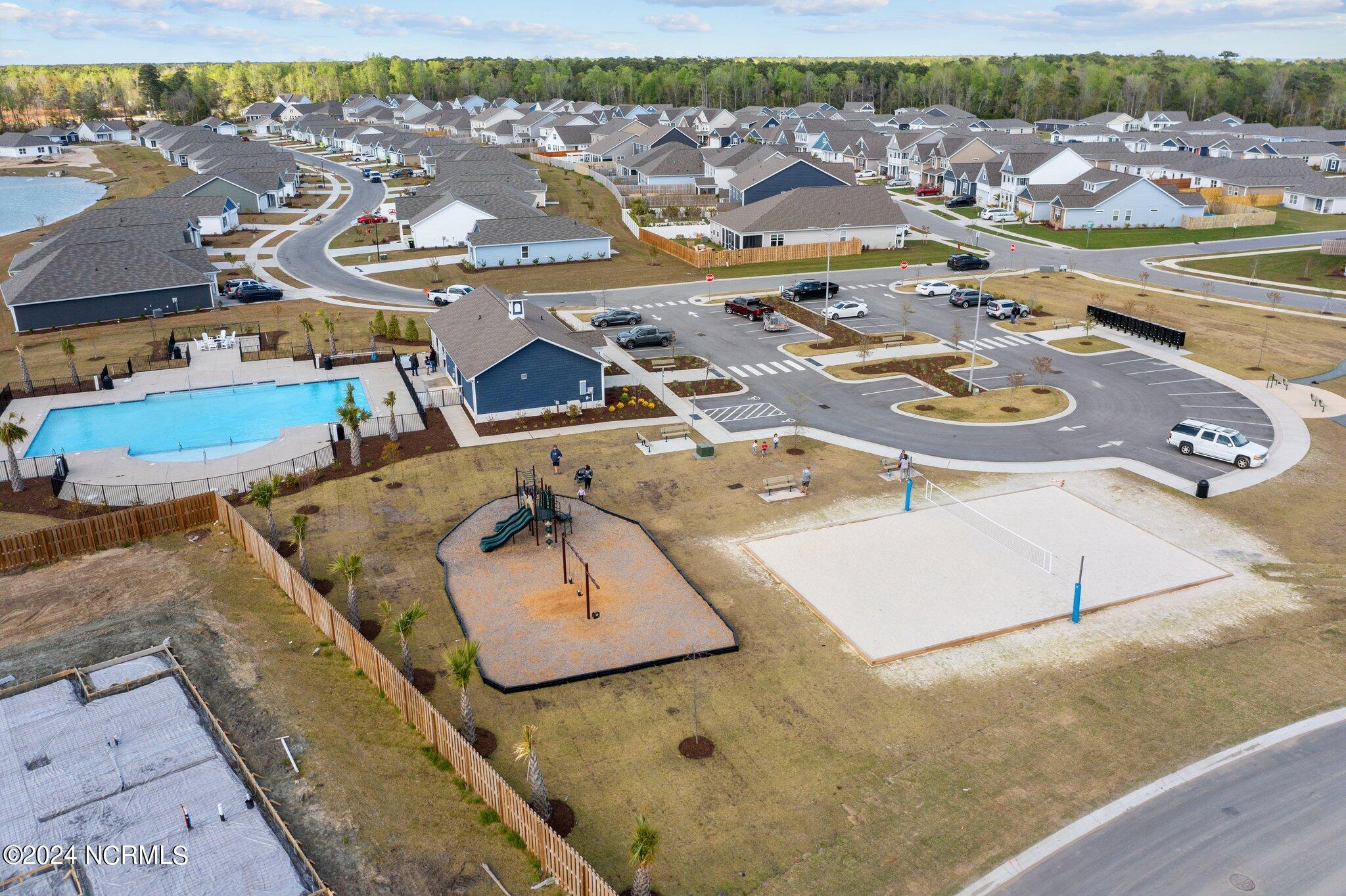 100539322 | Photo 17