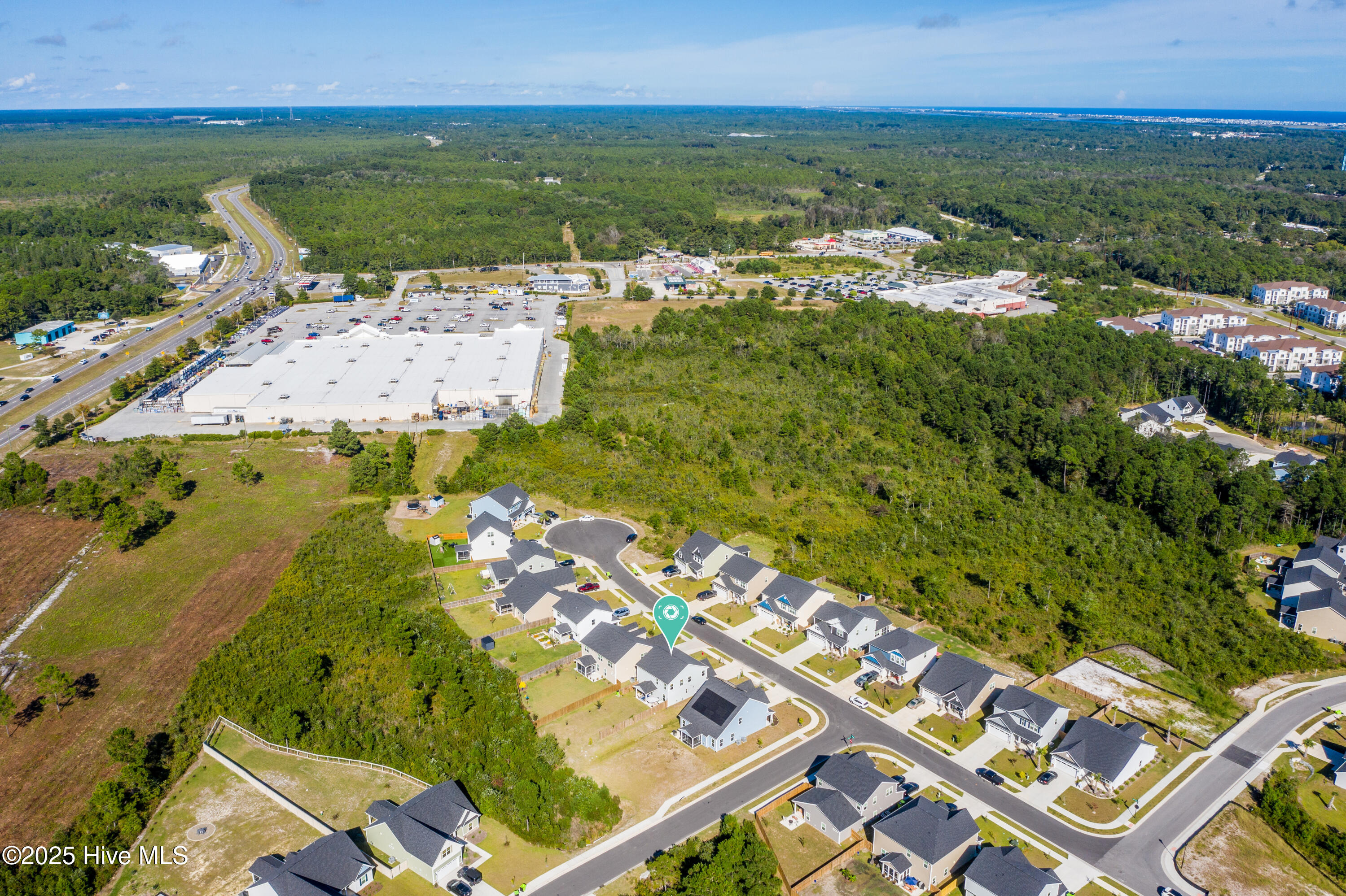 100533357 | Photo 35