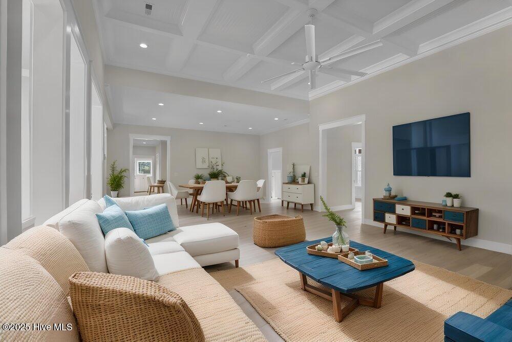 100509859 | Photo 14