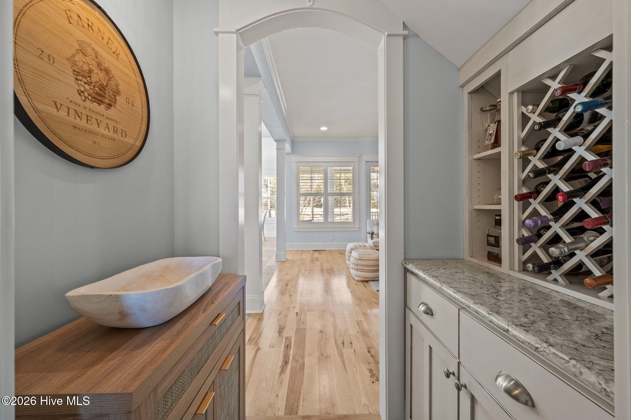 100554318 | Photo 14