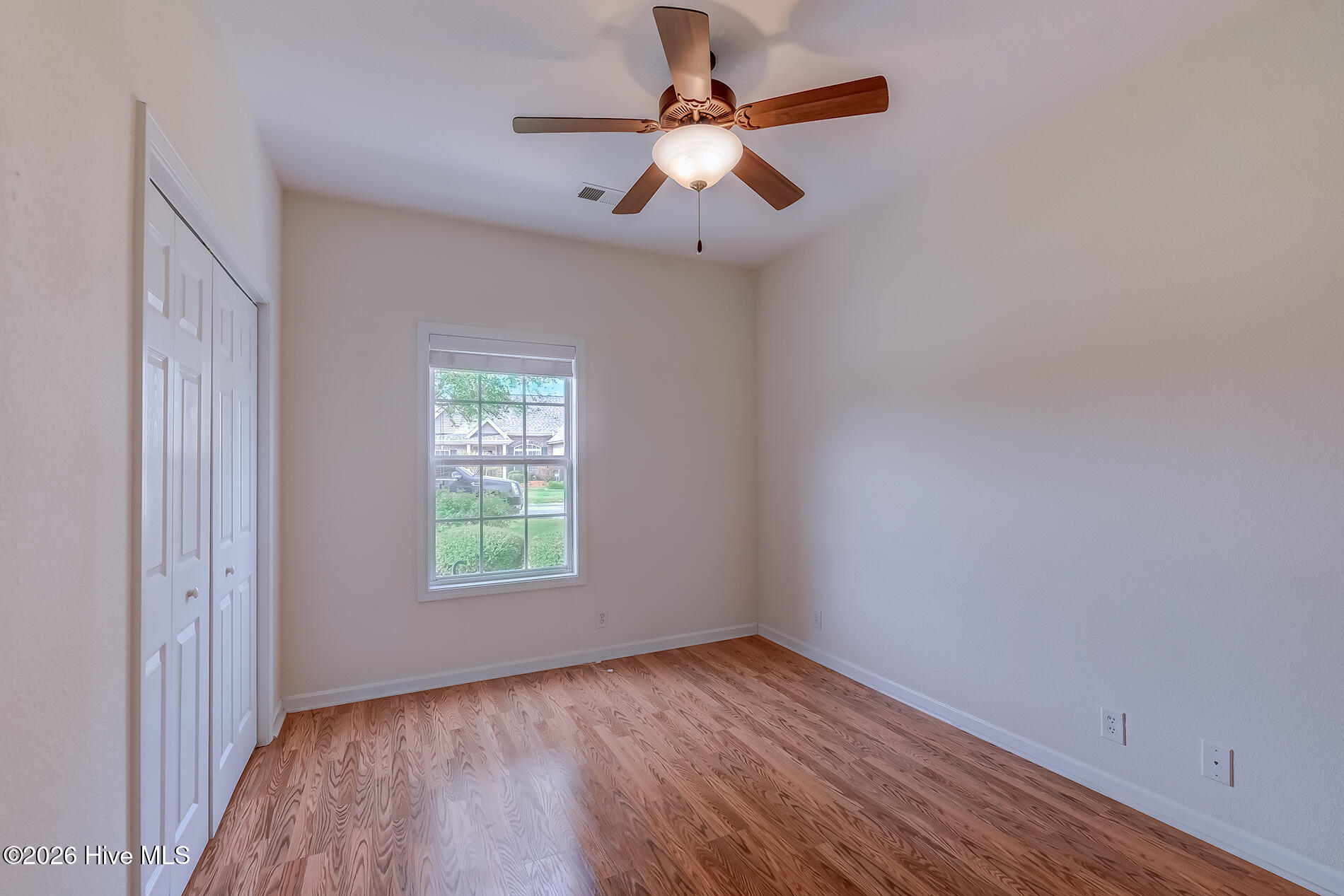 100563613 | Photo 17