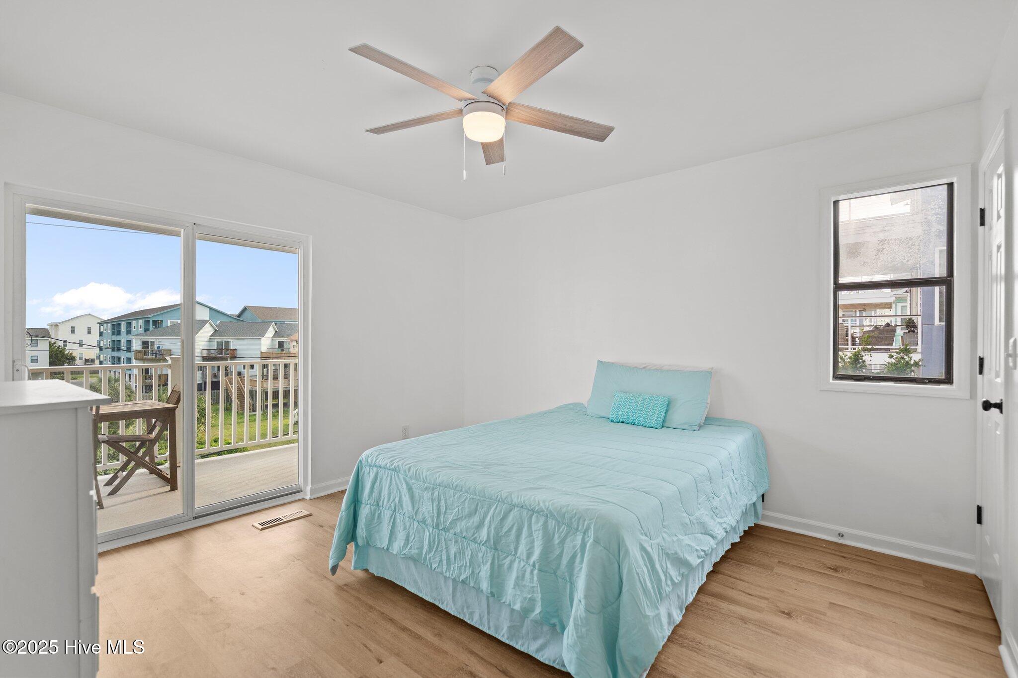 100509298 | Photo 23