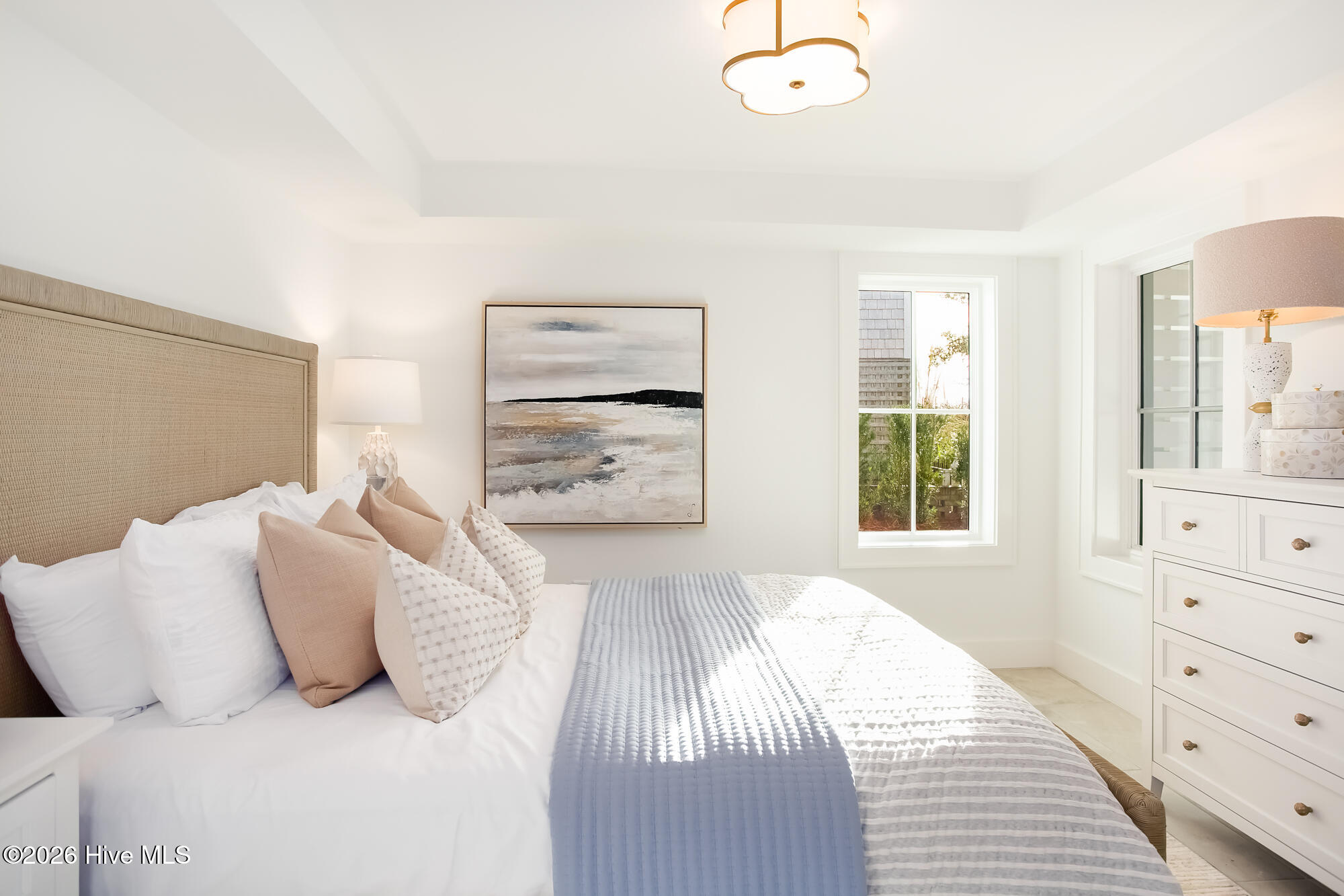 100550703 | Photo 50