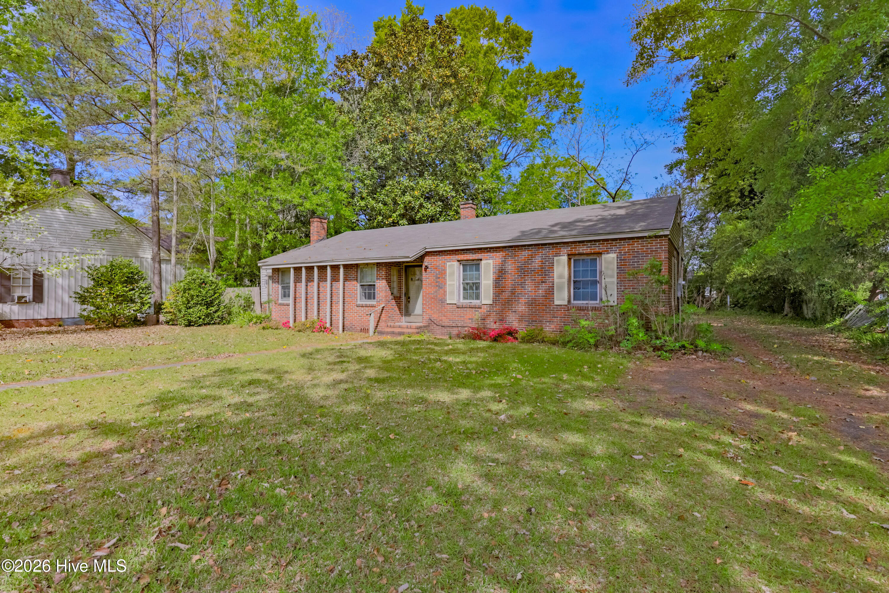 221 E Main Street, Rose Hill, NC 28458 – photo 13: _K6A0985 (Custom)